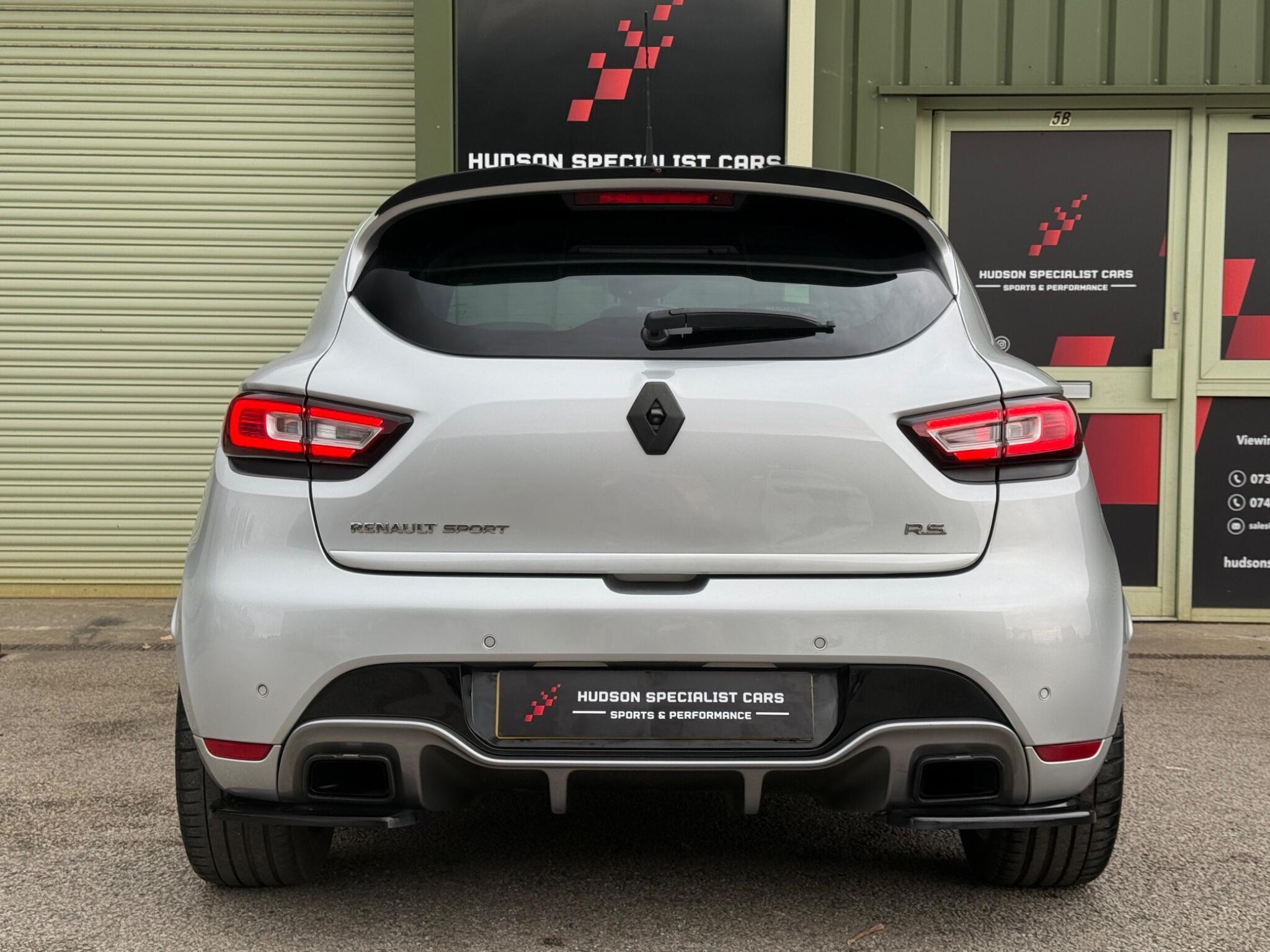 Renault Clio - Image 13