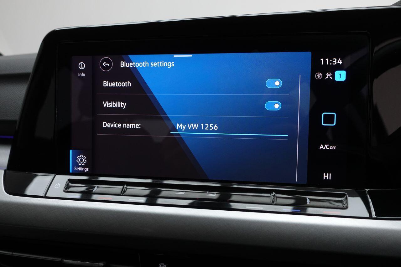 Volkswagen Golf - Image 29