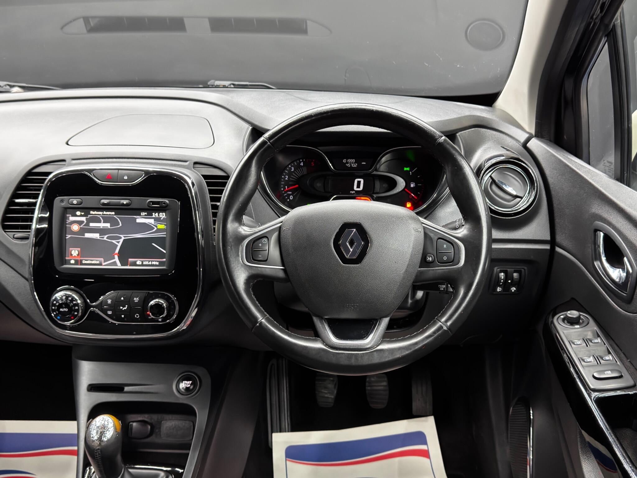 Renault Captur - Image 18