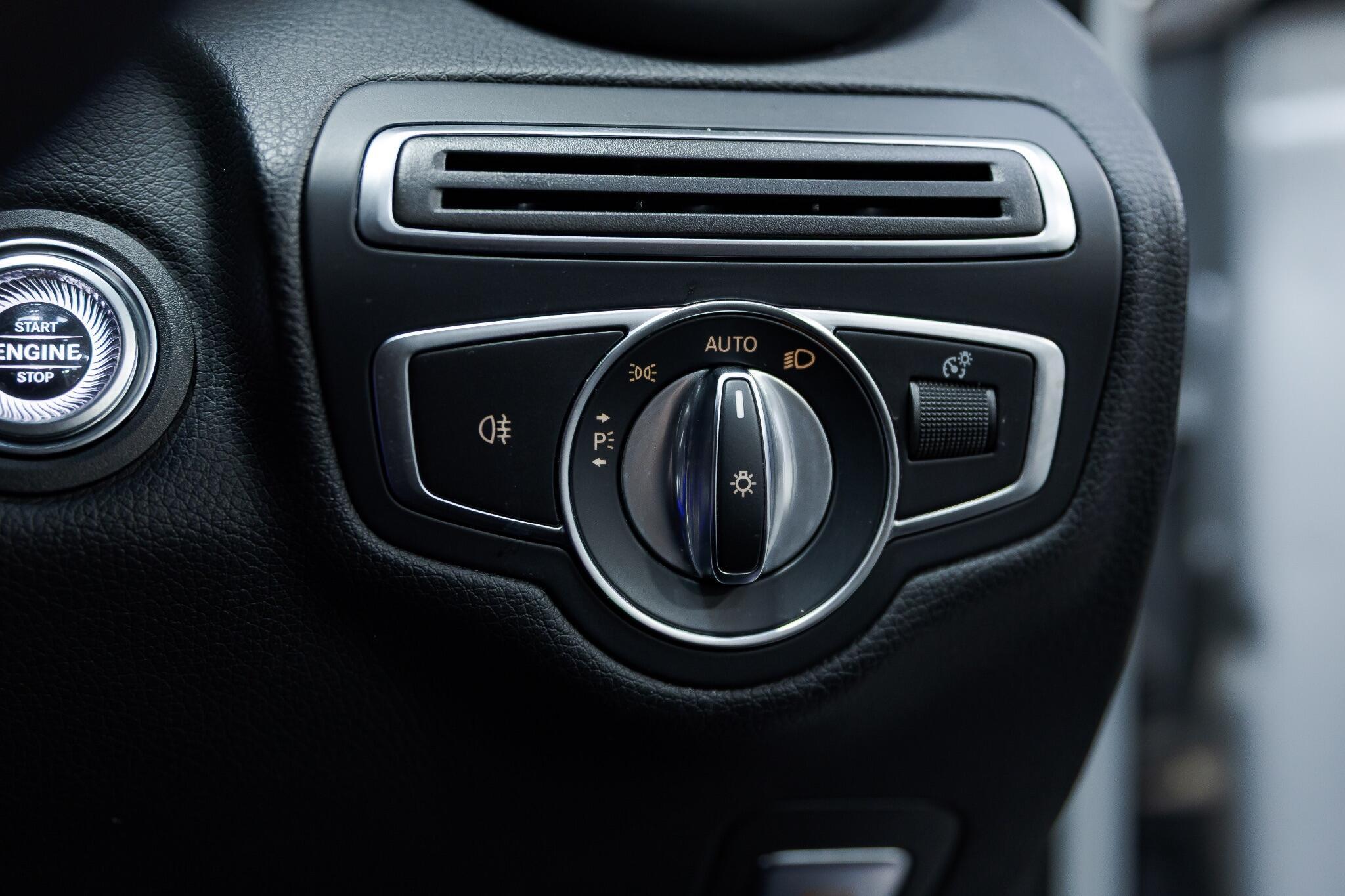 Mercedes C Class - Image 33