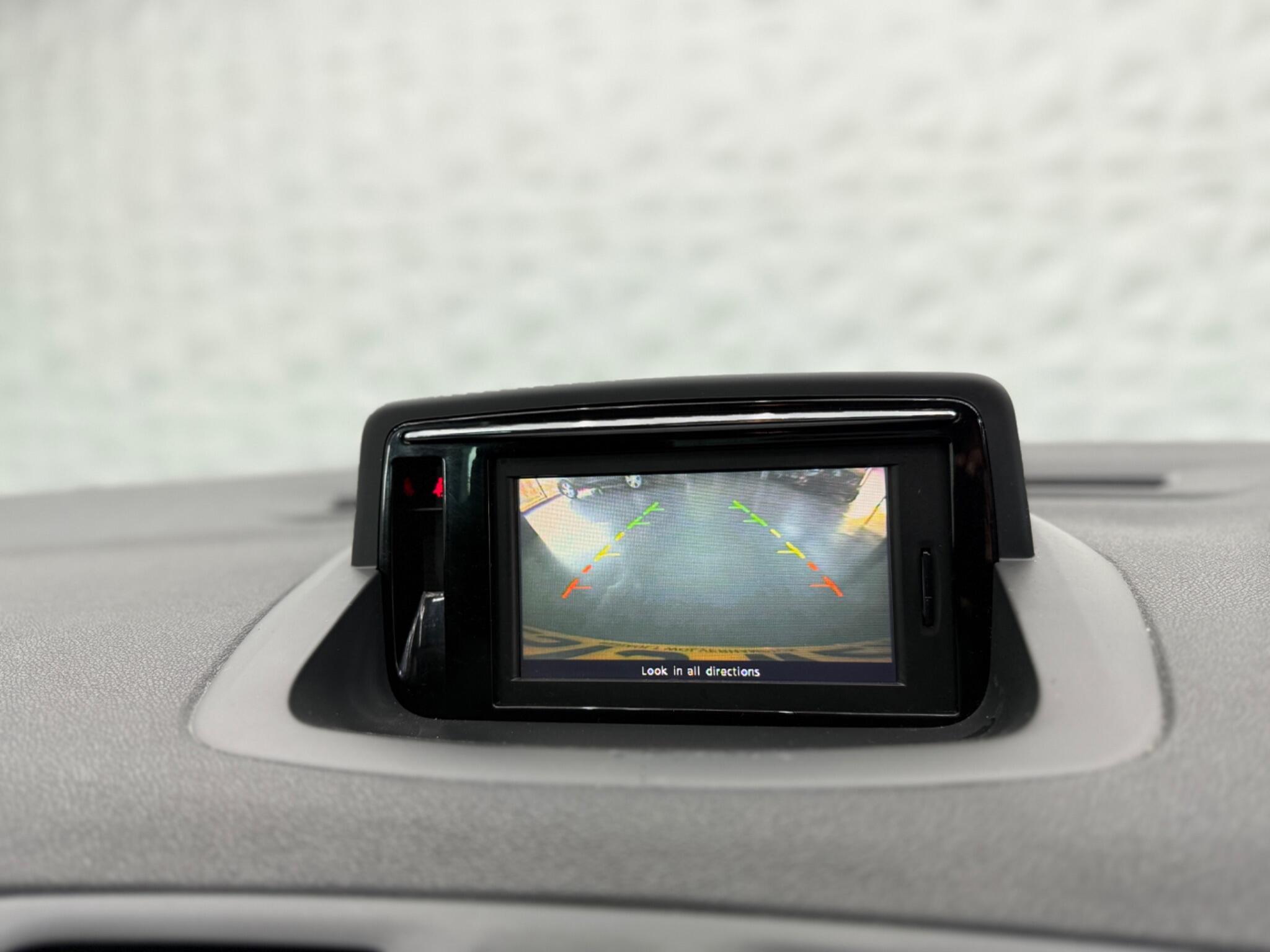 Renault Megane - Image 36