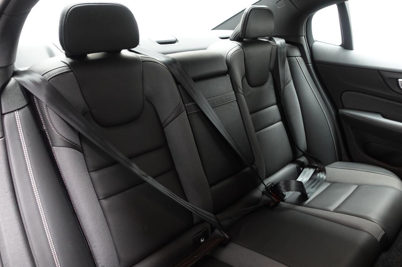 Volvo S60 - Image 23