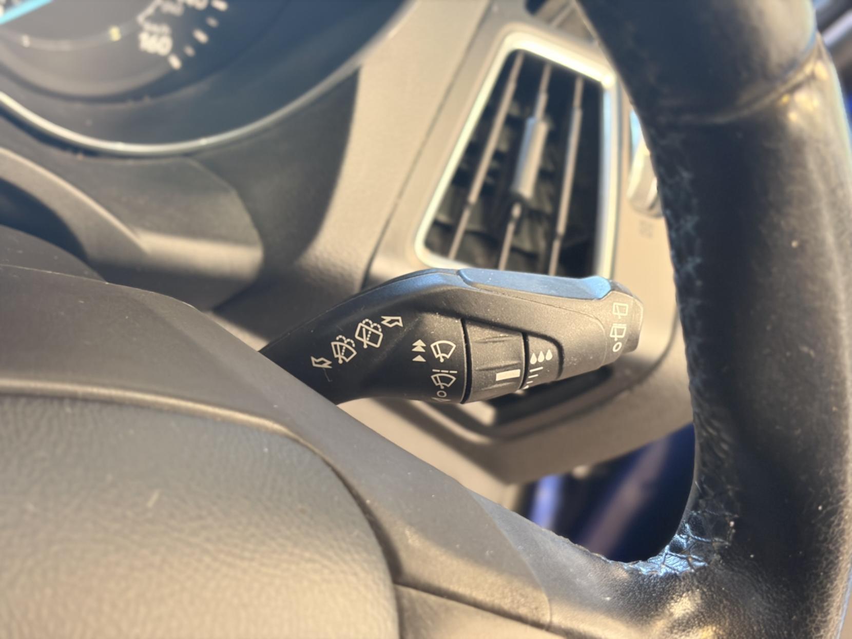 Ford Grand C-MAX - Image 19