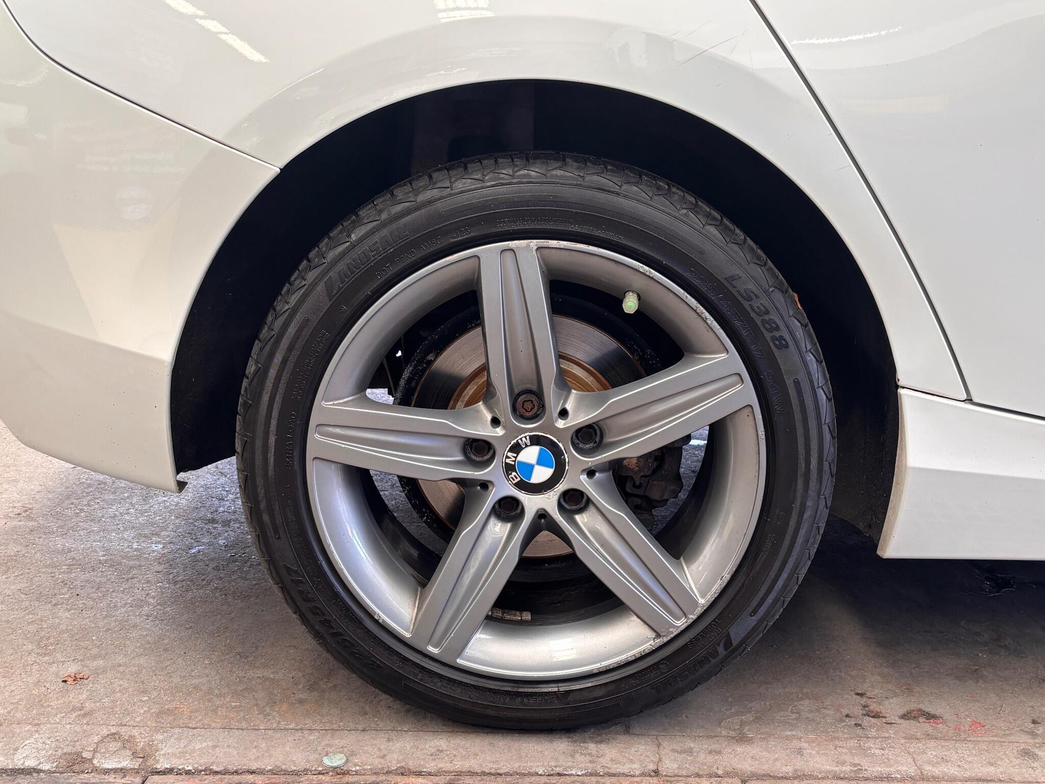 BMW 1 Series - Image 11