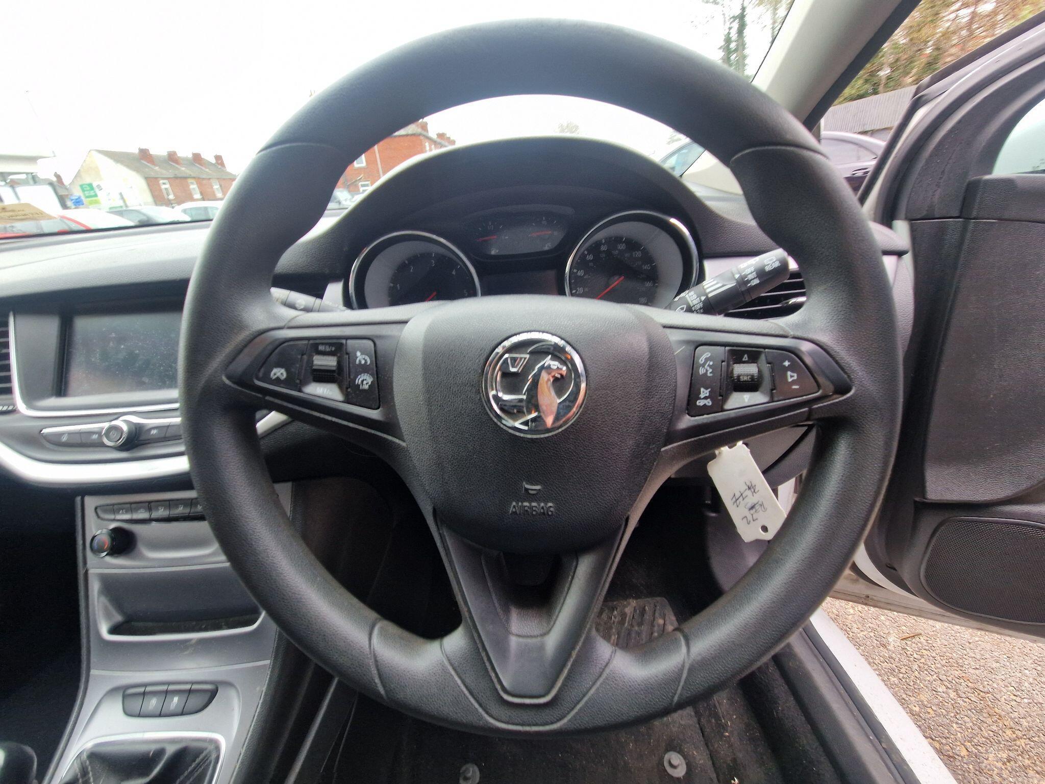 Vauxhall Astra - Image 44