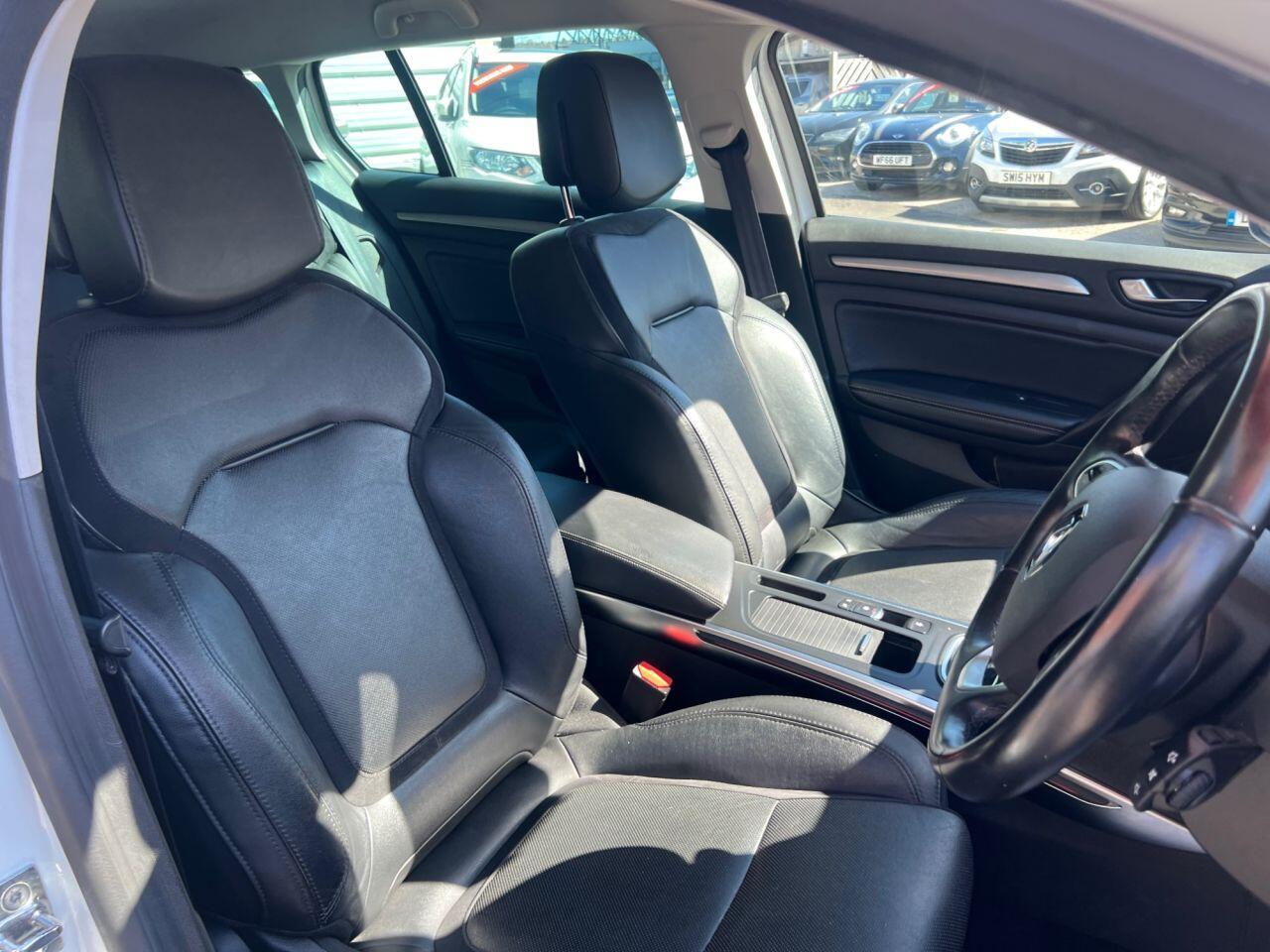 Renault Megane - Image 16