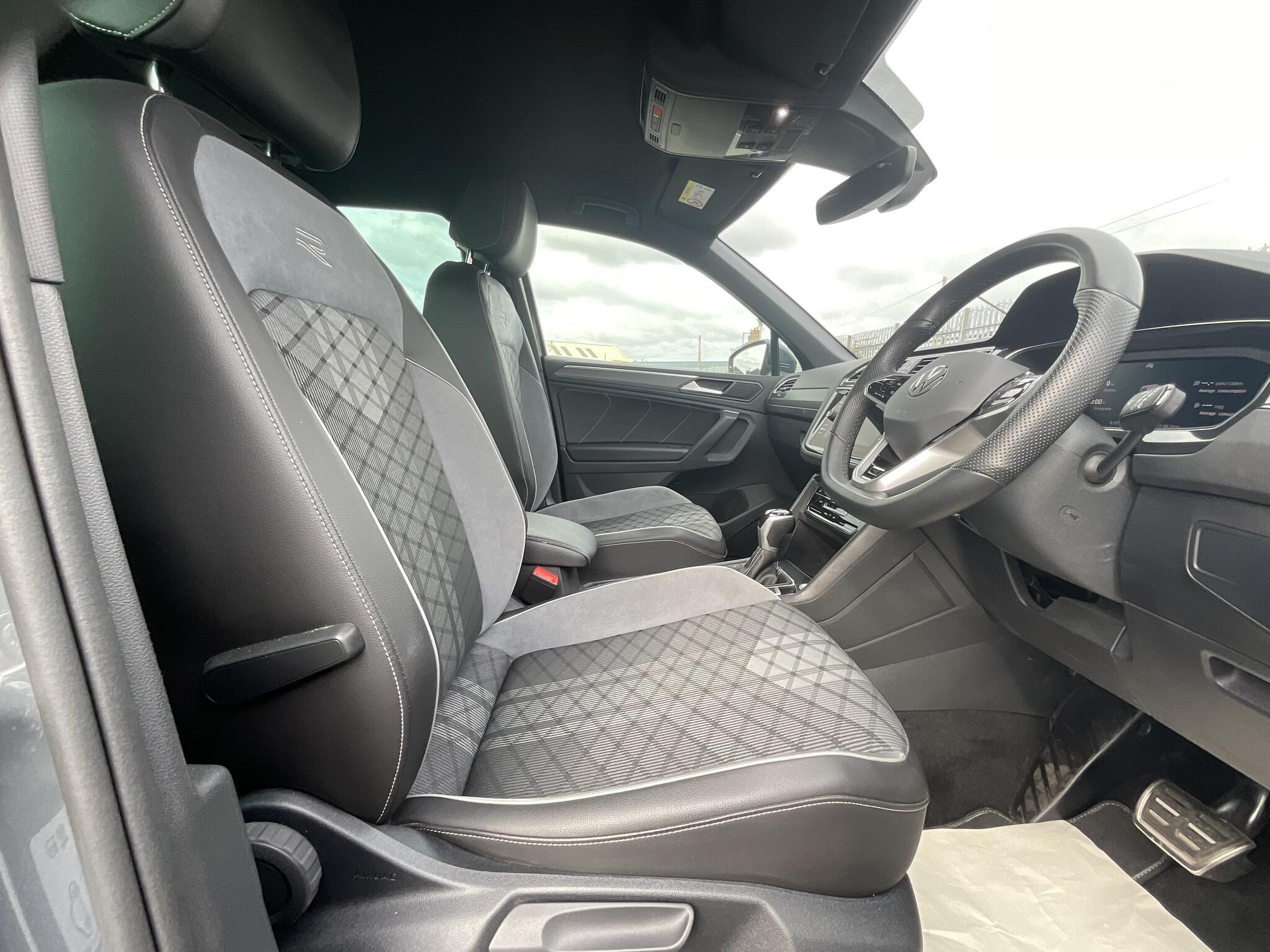 Volkswagen Tiguan - Image 8