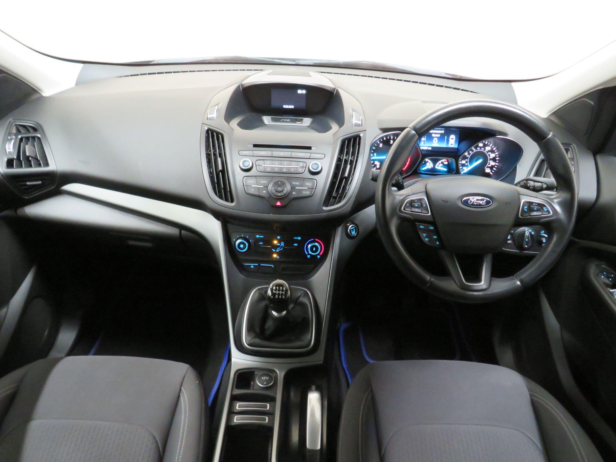 Ford Kuga - Image 13