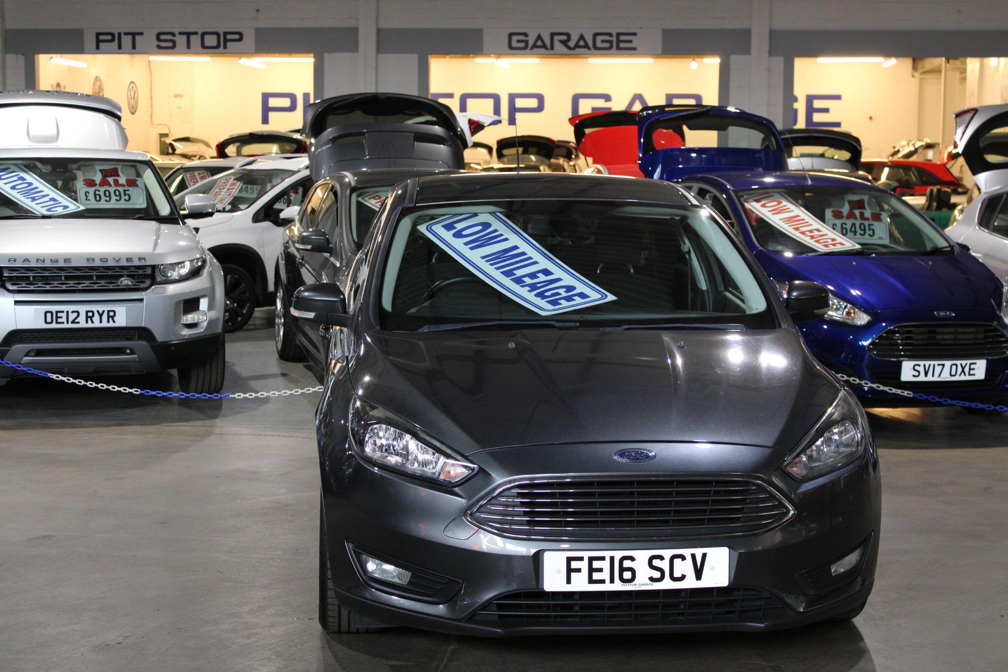 Ford Focus - Image 7