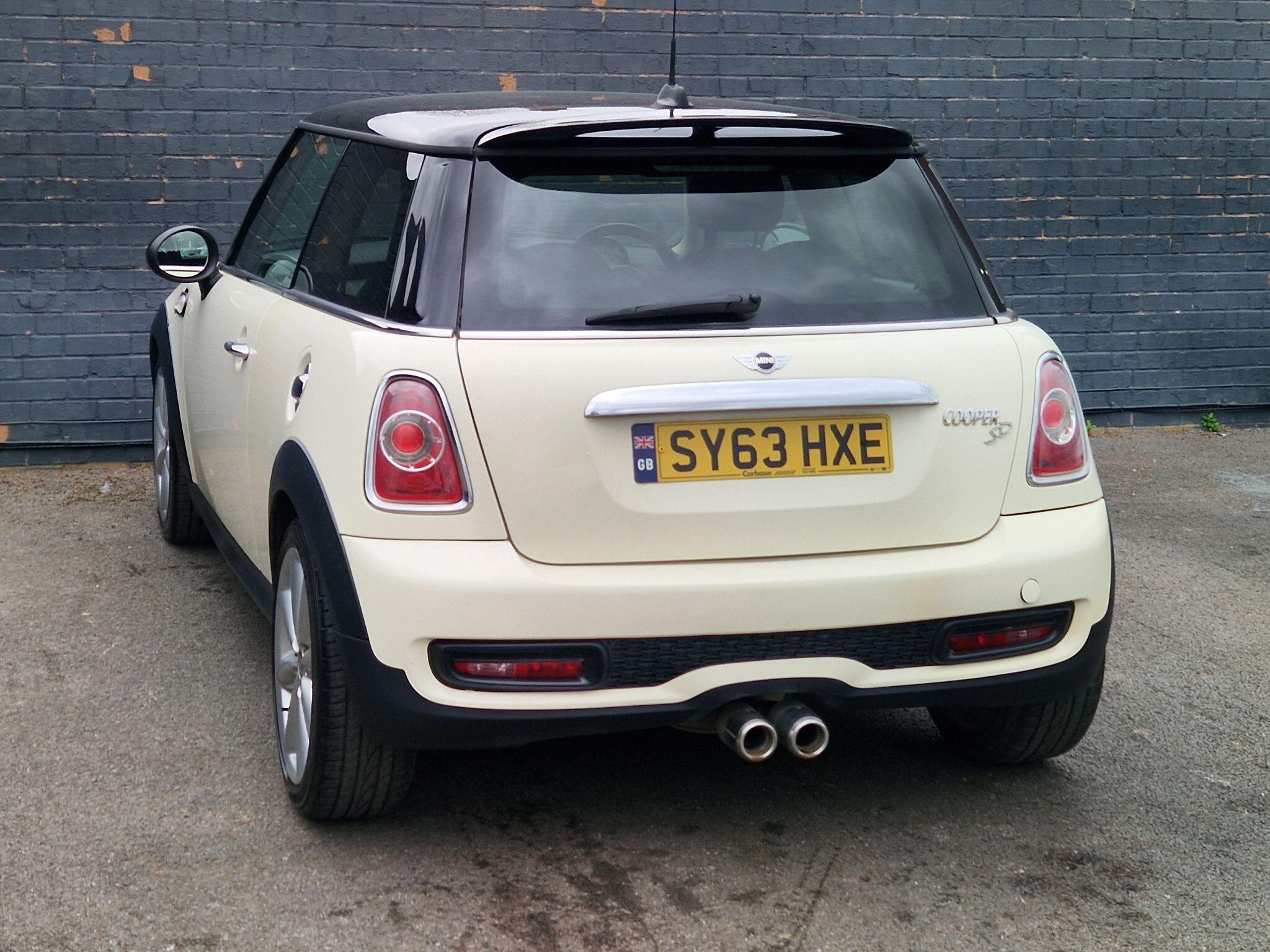 MINI Hatch - Image 8