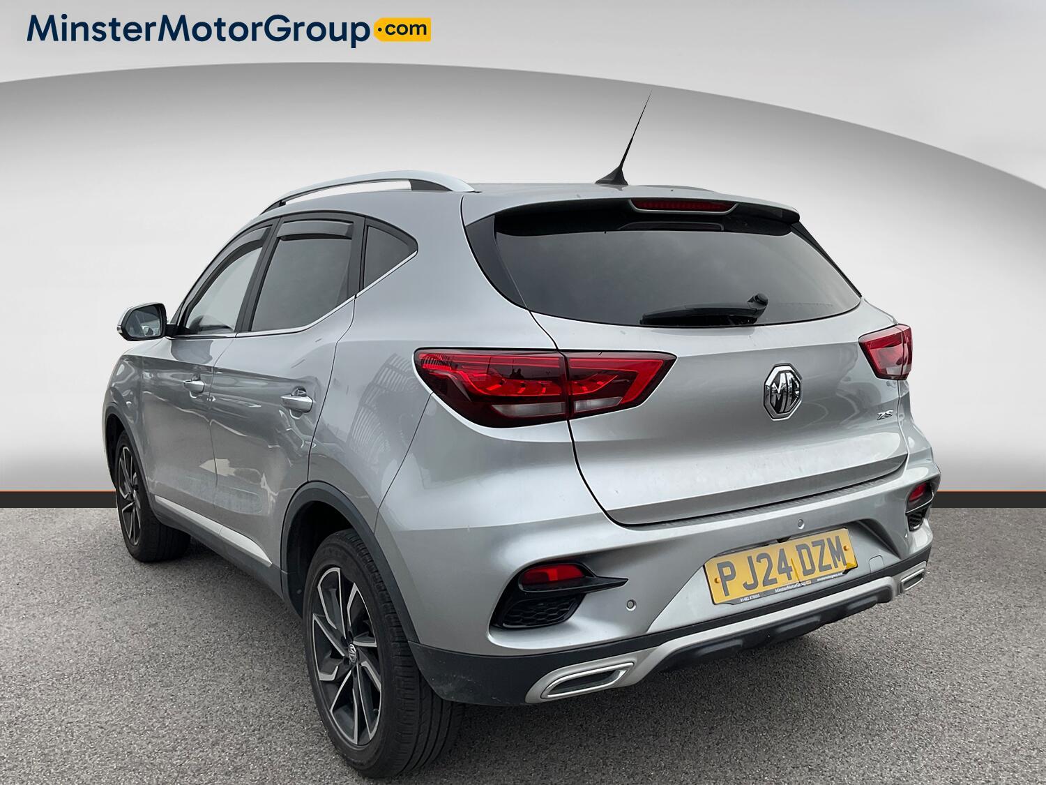 MG MG ZS - Image 4