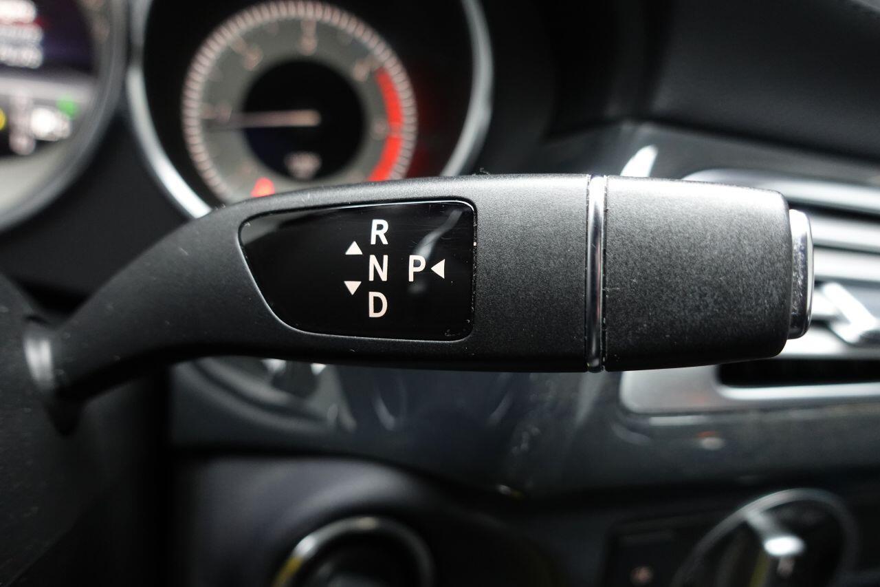 Mercedes CLS Class - Image 35