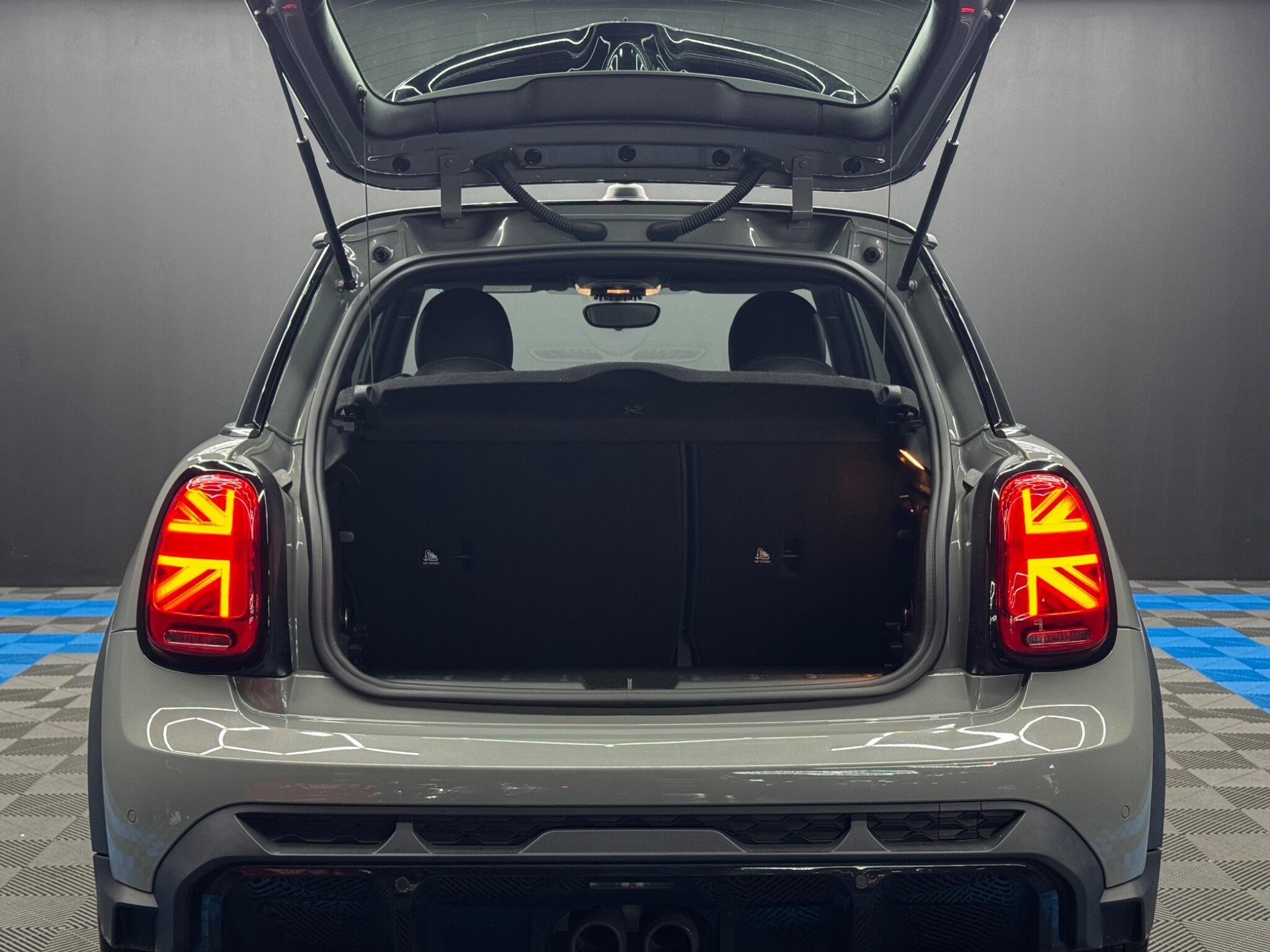 MINI Hatch - Image 39