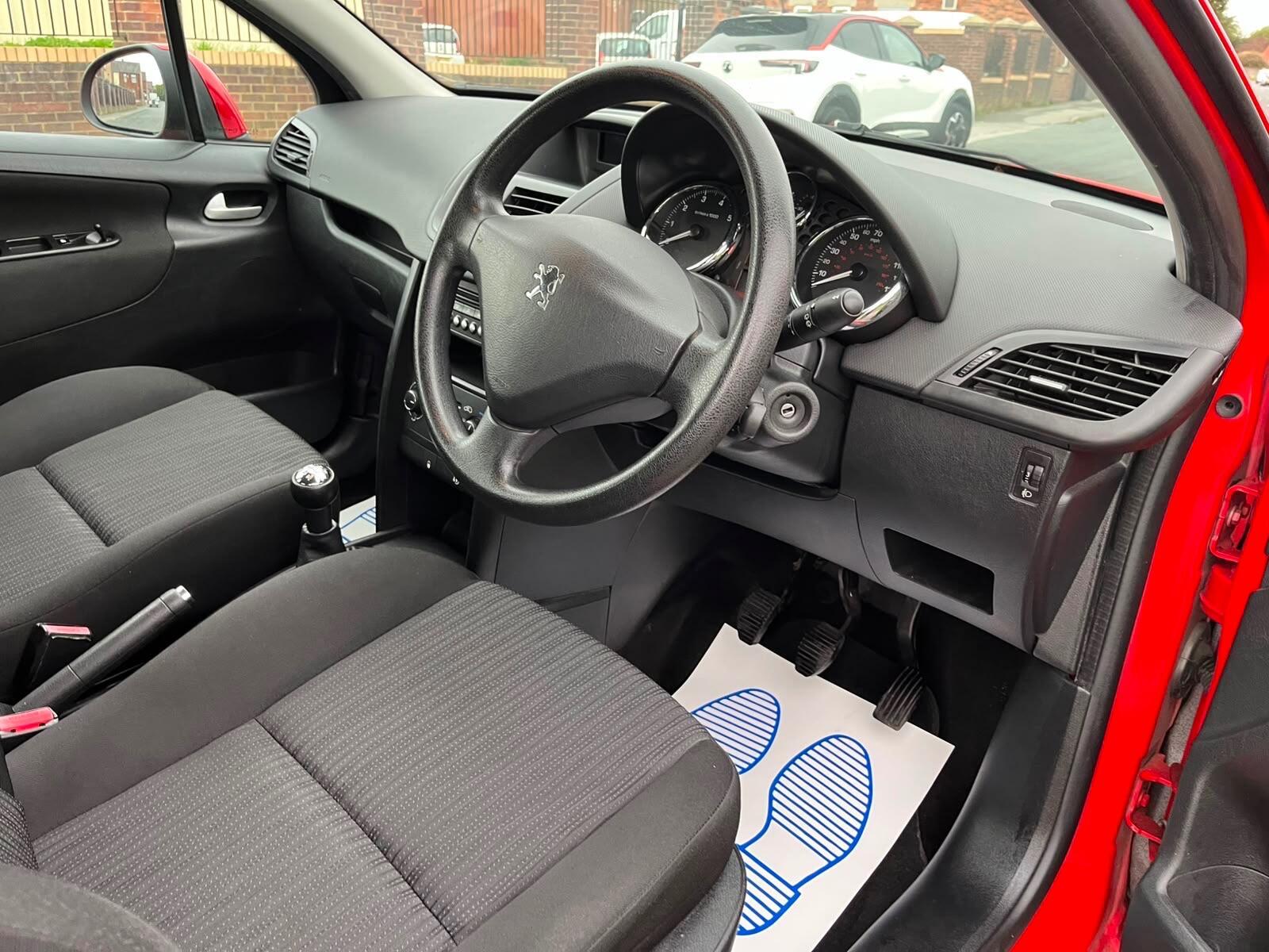 Peugeot 207 - Image 16