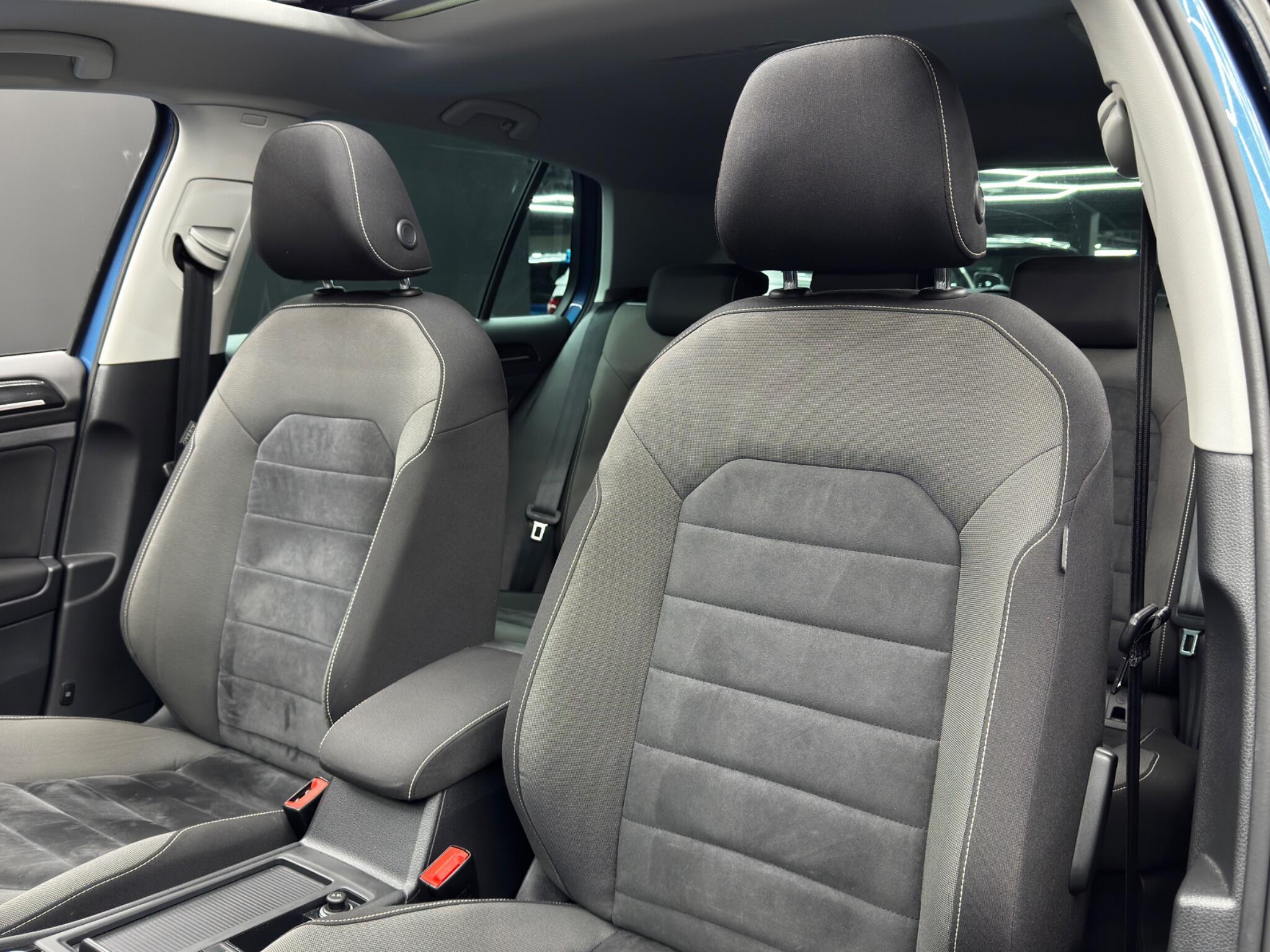 Volkswagen Golf - Image 14