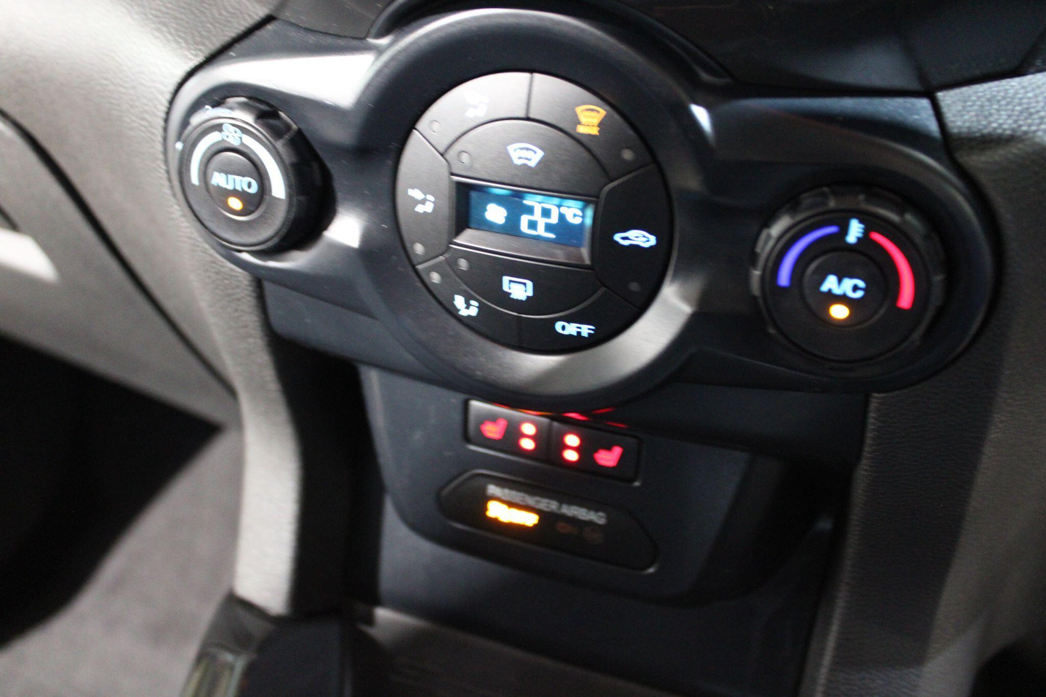 Ford Ecosport - Image 21