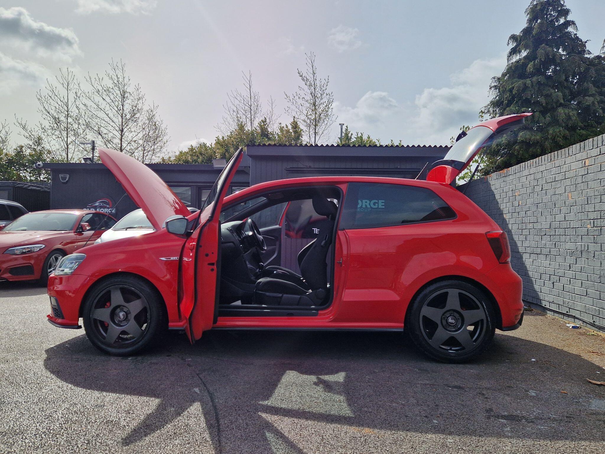 Volkswagen Polo - Image 15