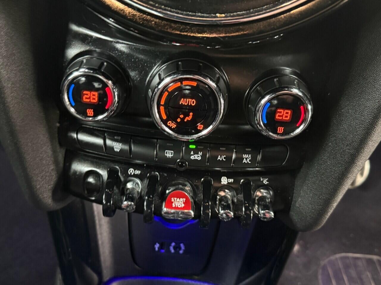 MINI Hatch - Image 27