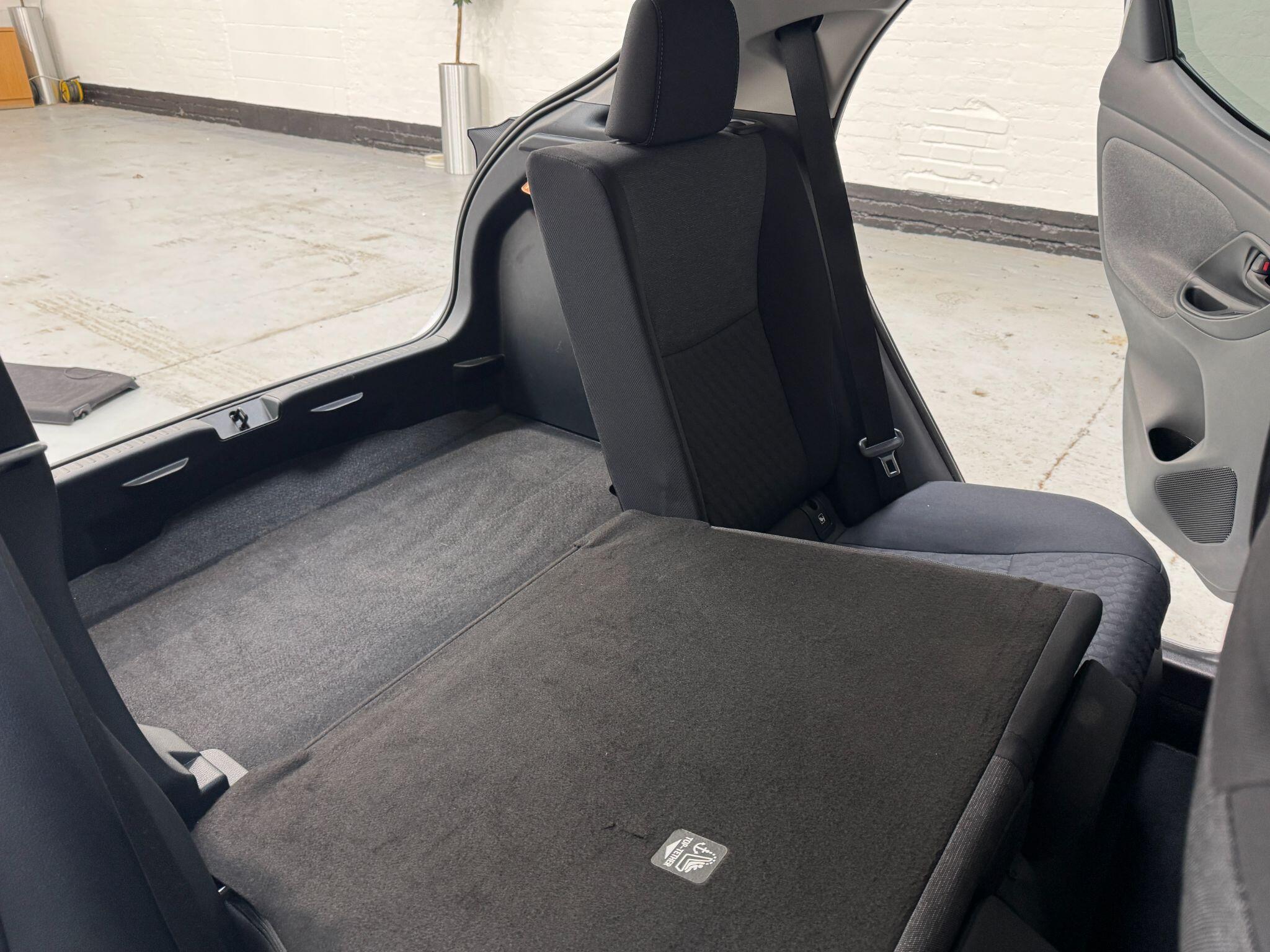 Toyota Yaris - Image 56