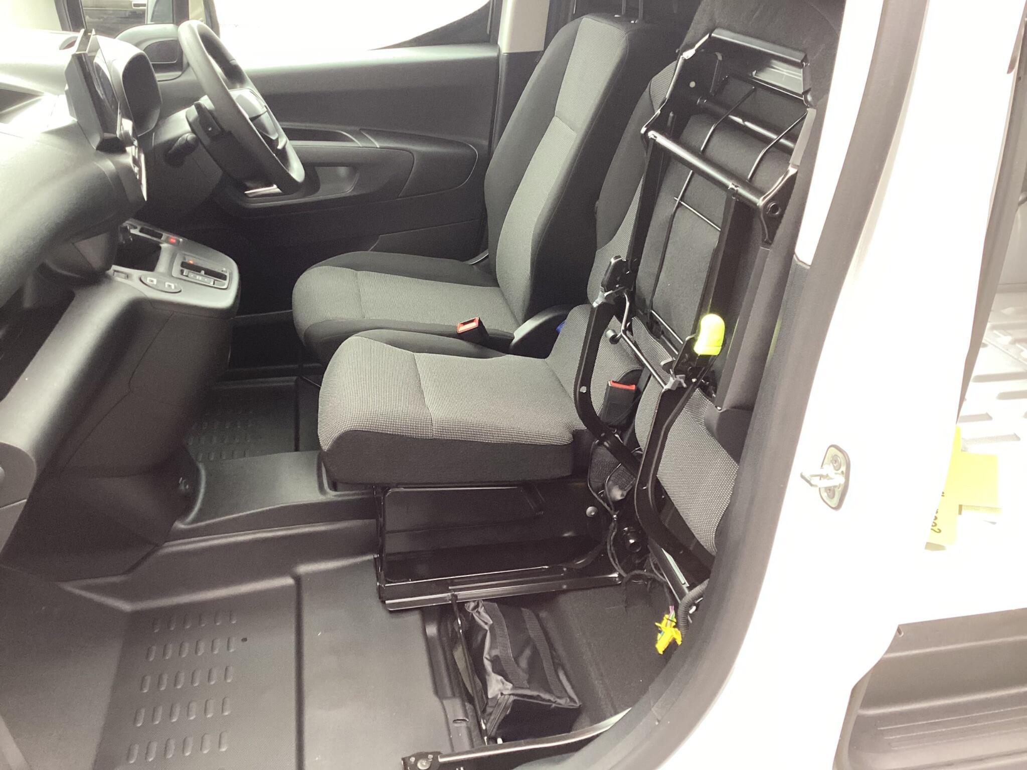 Fiat Doblo - Image 12