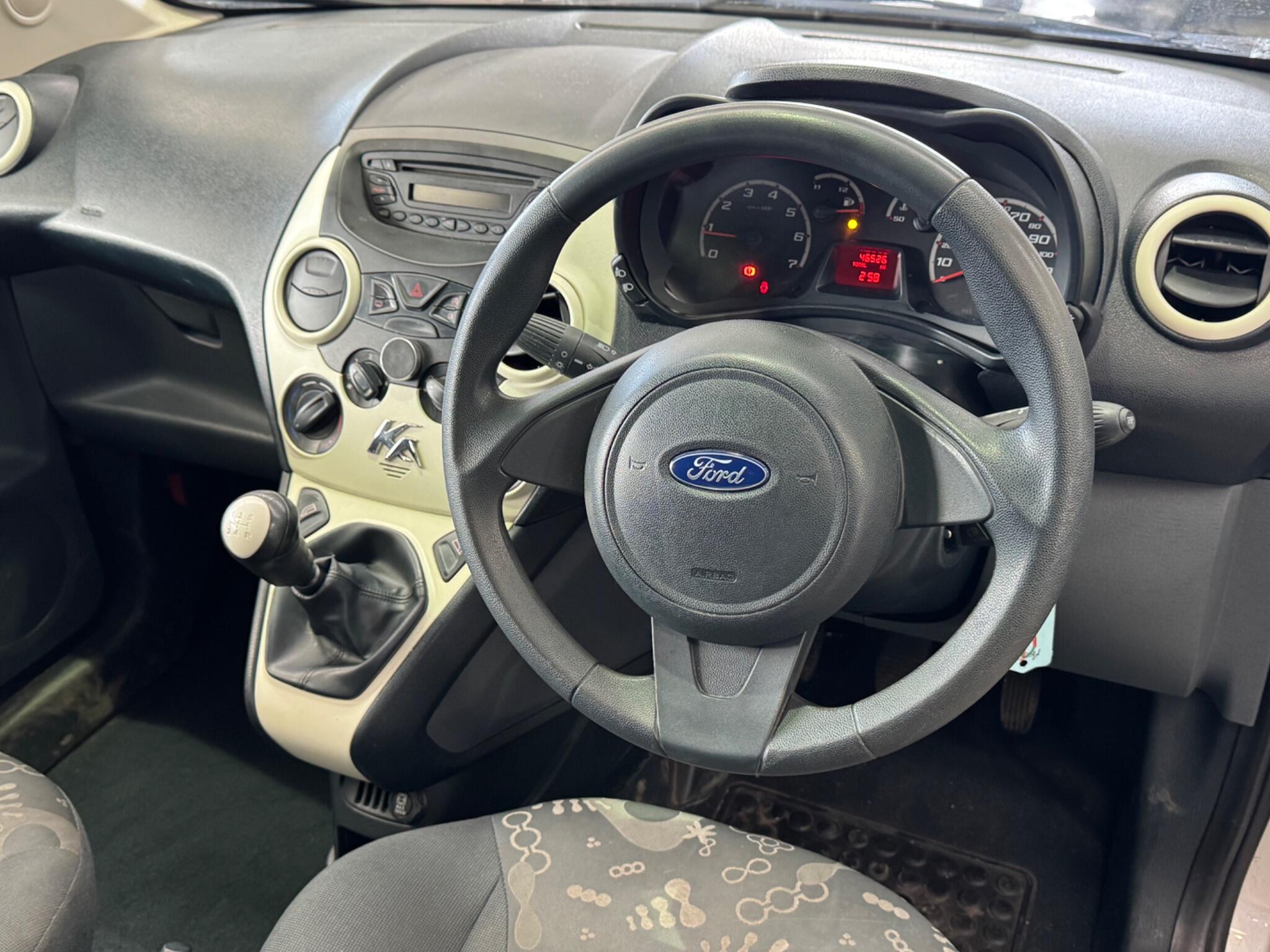 Ford KA - Image 21