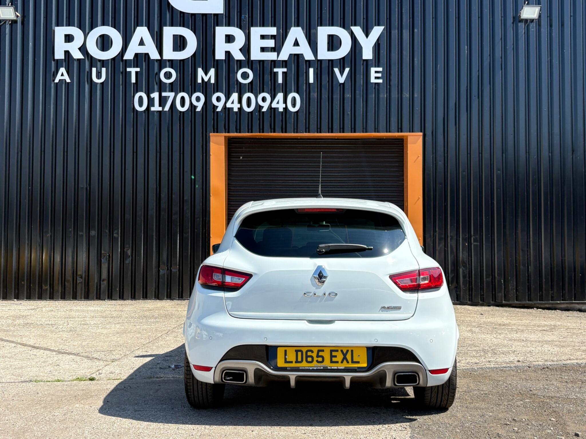 Renault Clio - Image 5