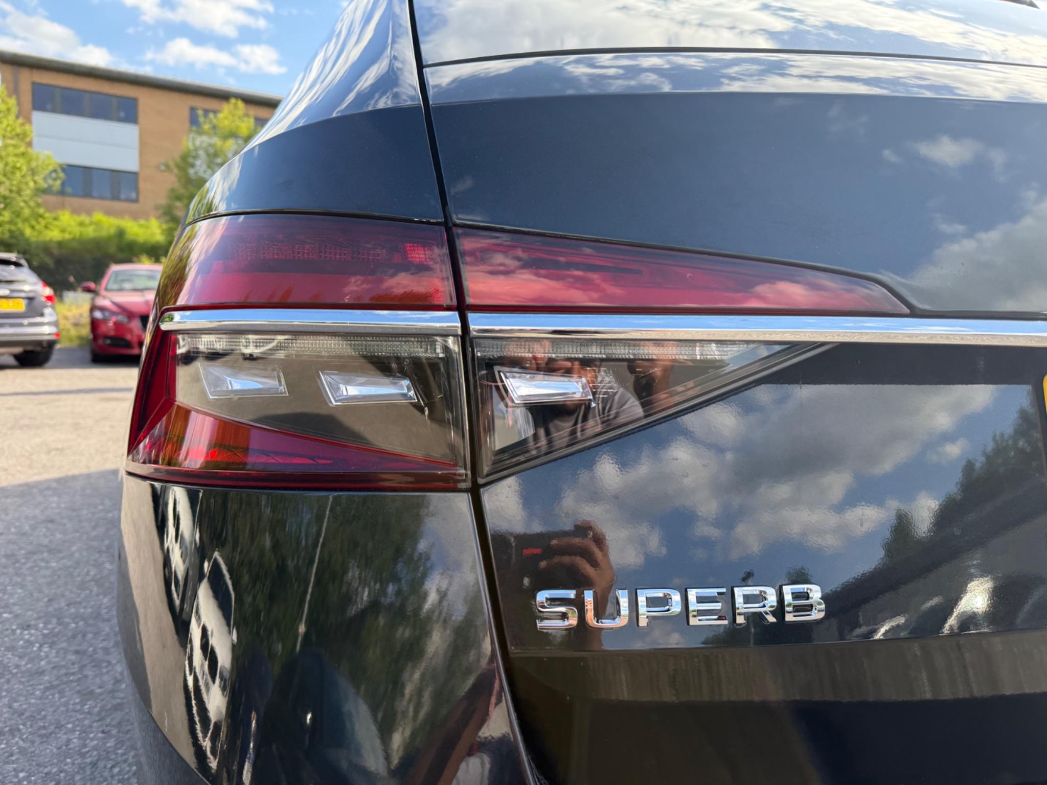 Skoda Superb - Image 18