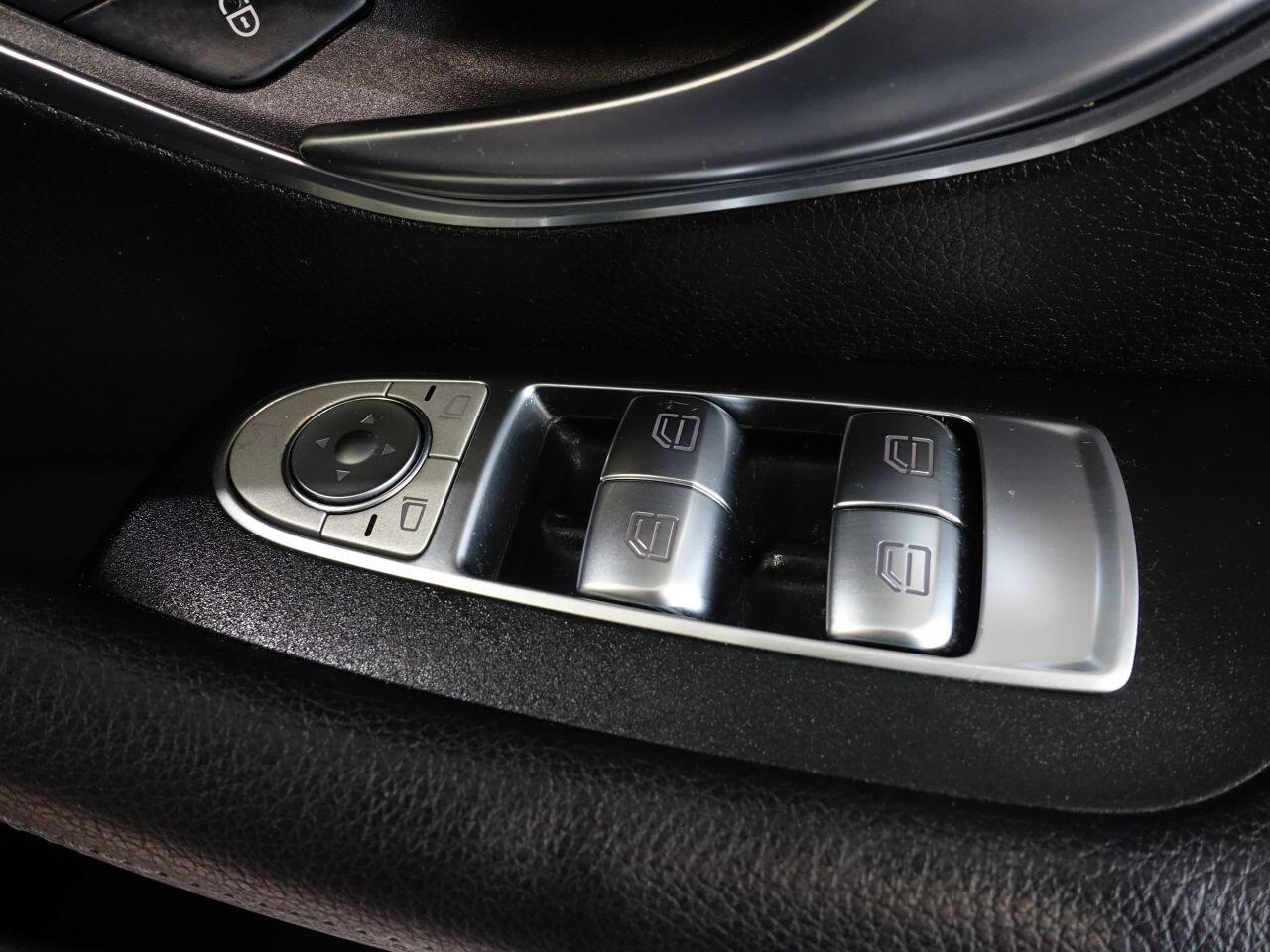 Mercedes-benz E Class - Image 19