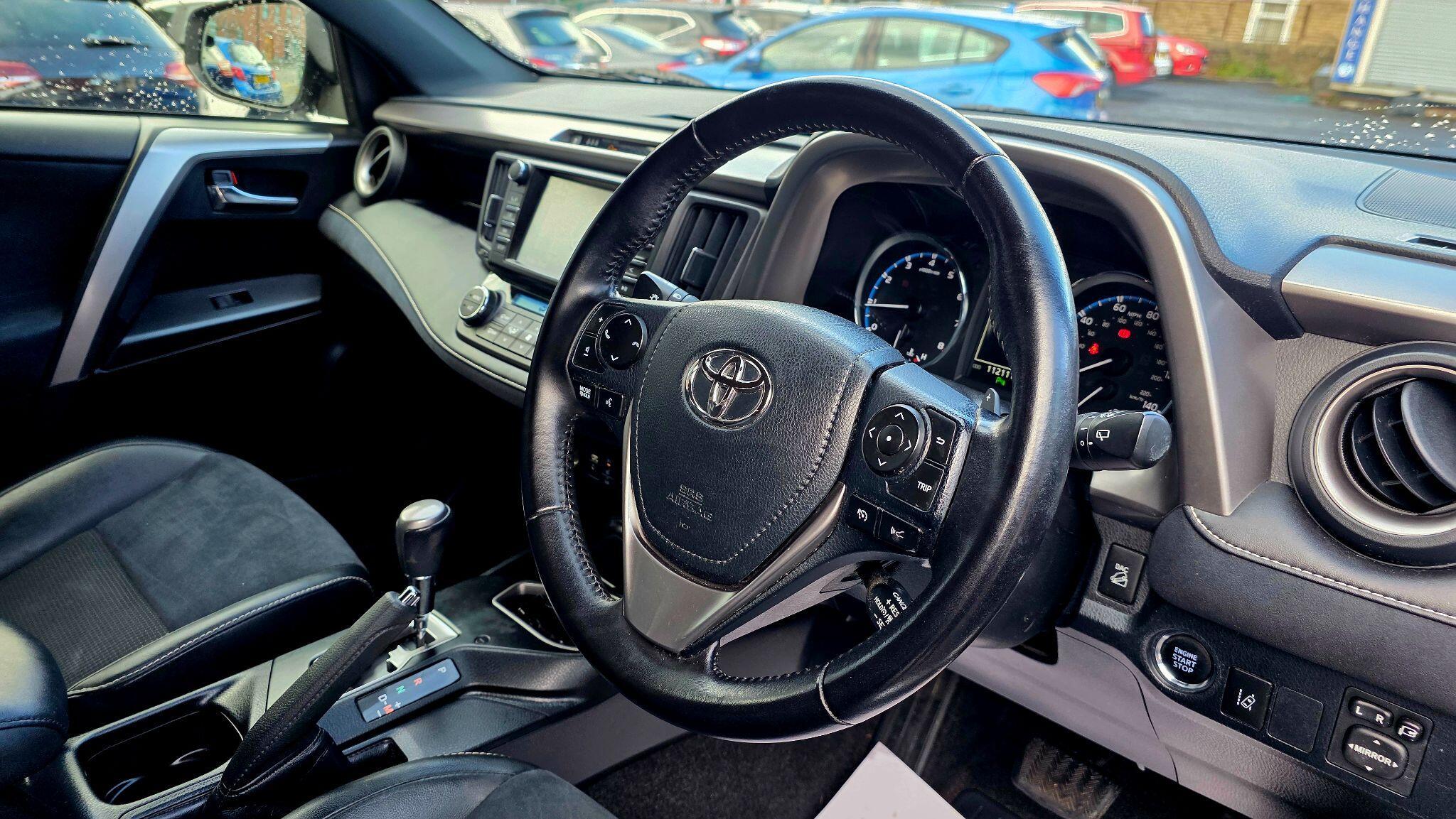 Toyota RAV4 - Image 27