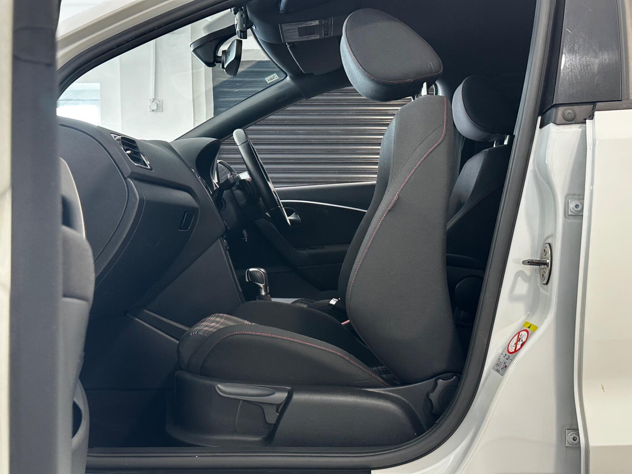 Volkswagen Polo - Image 18