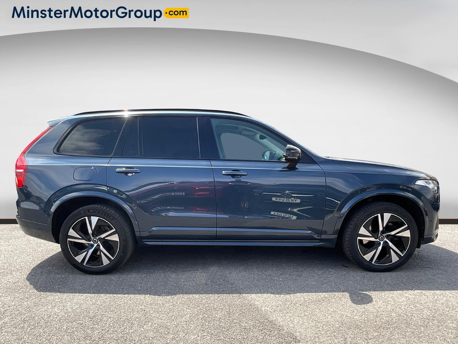Volvo XC90 - Image 2