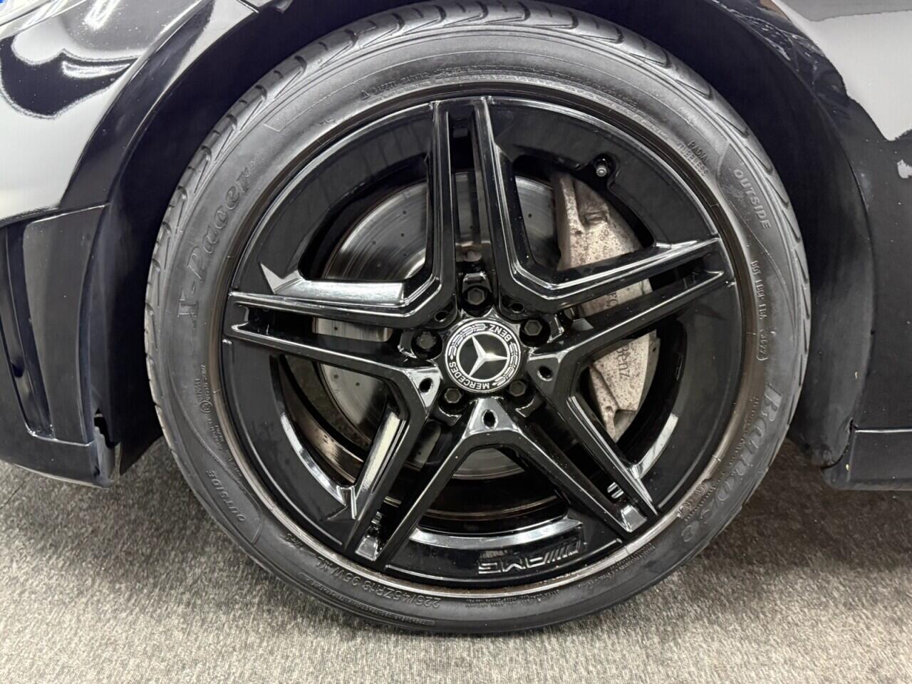 Mercedes C-Class - Image 12