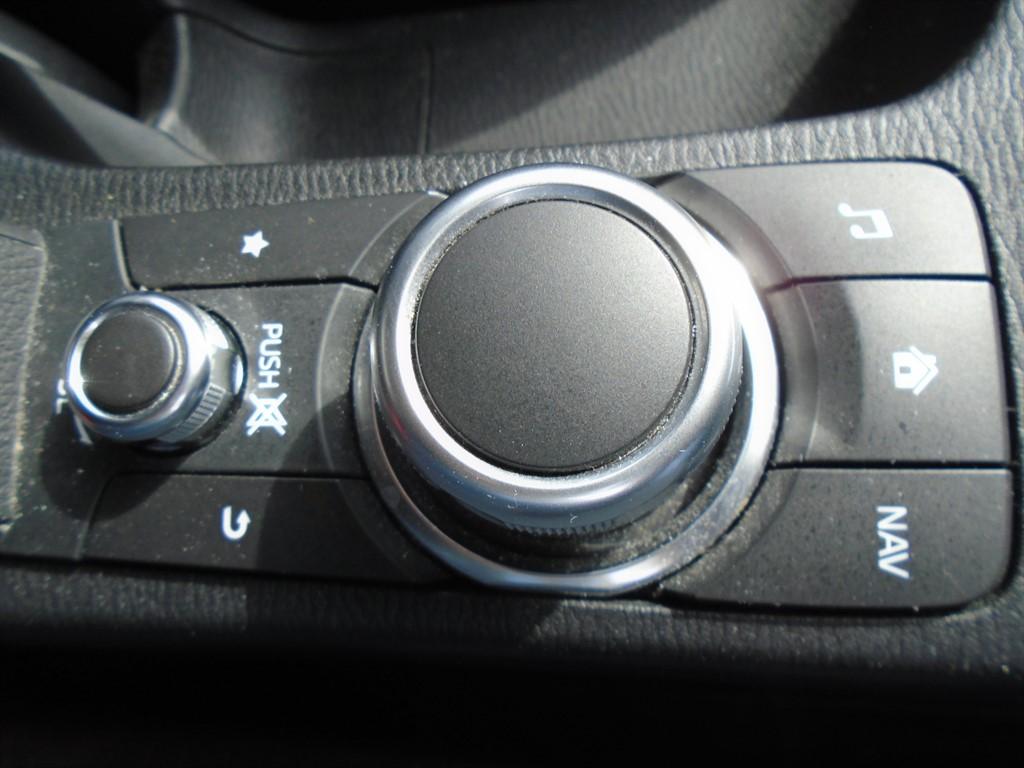 Mazda MAZDA2 photo 10