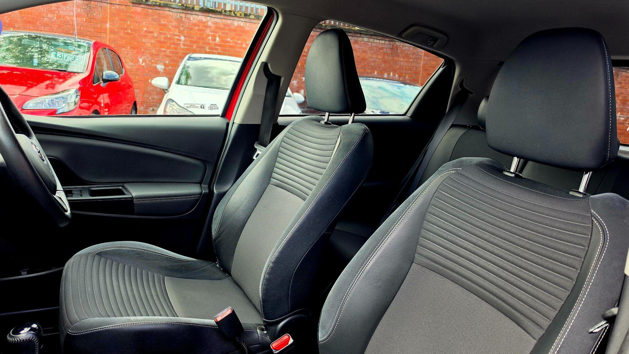 Toyota Yaris - Image 15