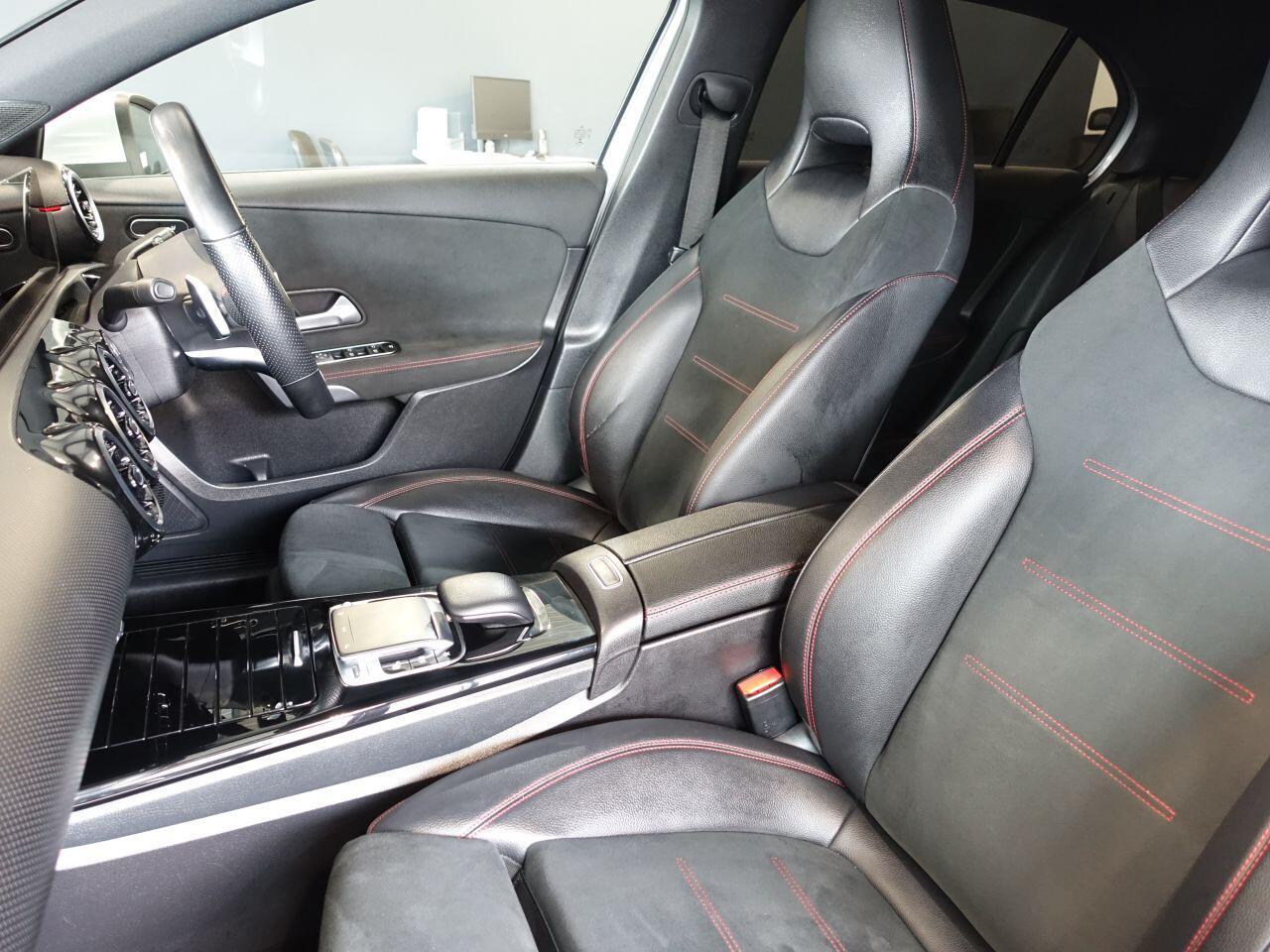 Mercedes-benz A-CLASS - Image 12