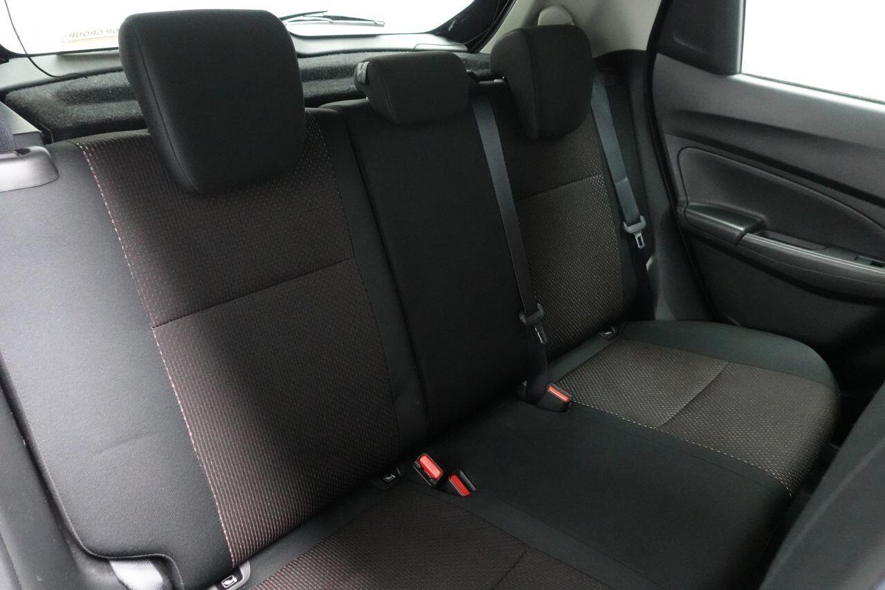 Suzuki Swift - Image 15
