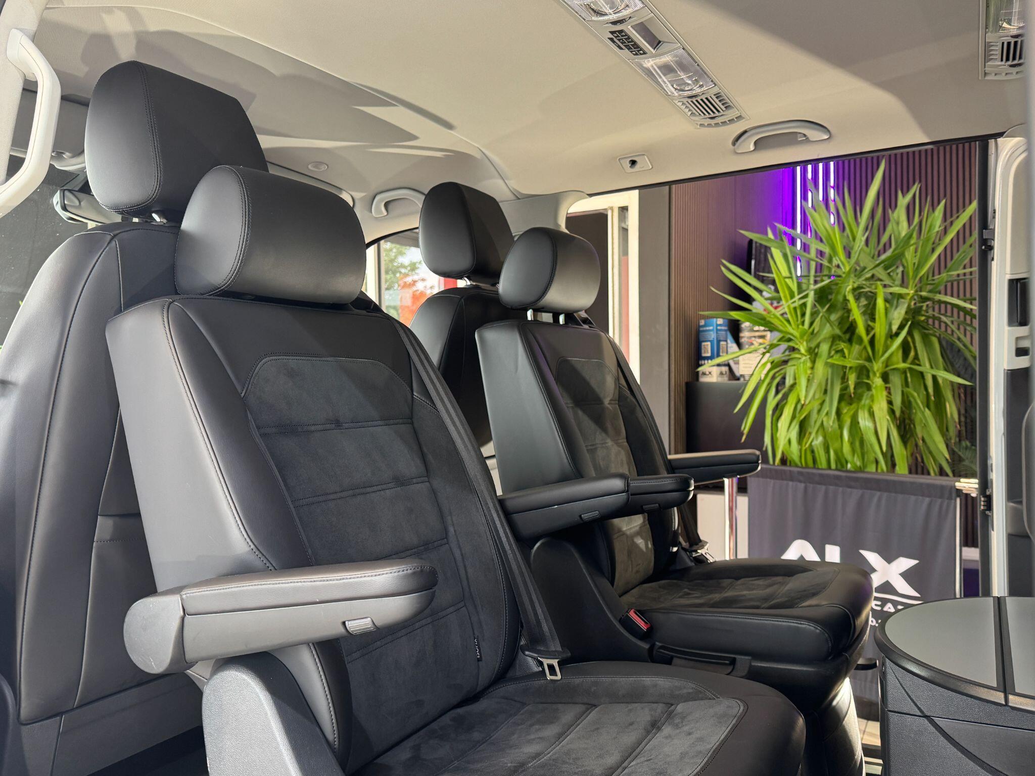 Volkswagen CARAVELLE - Image 17