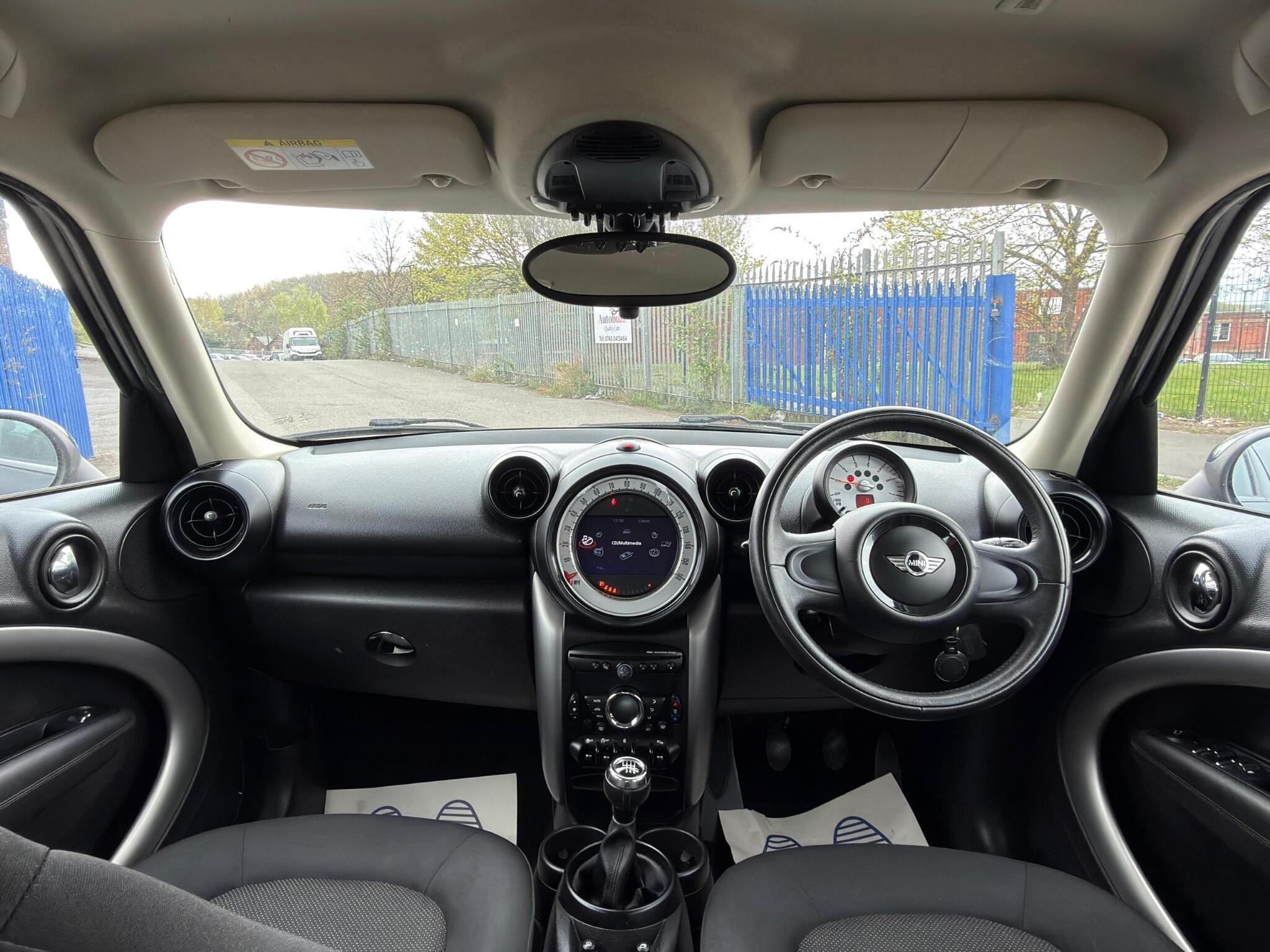 MINI Countryman - Image 21