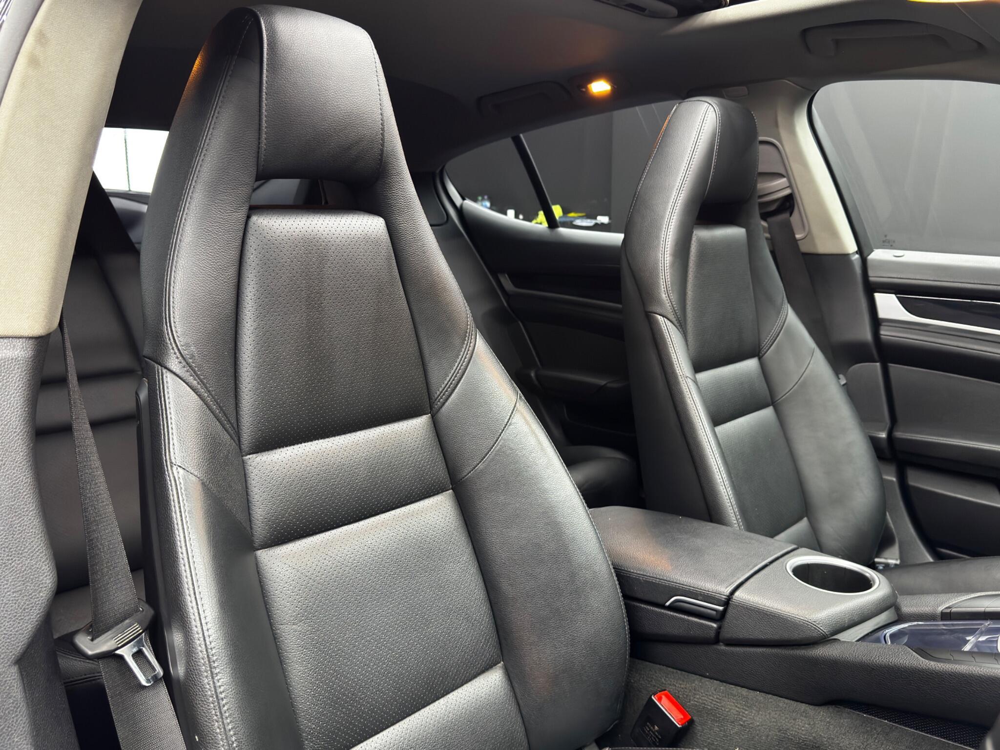Porsche Panamera - Image 12