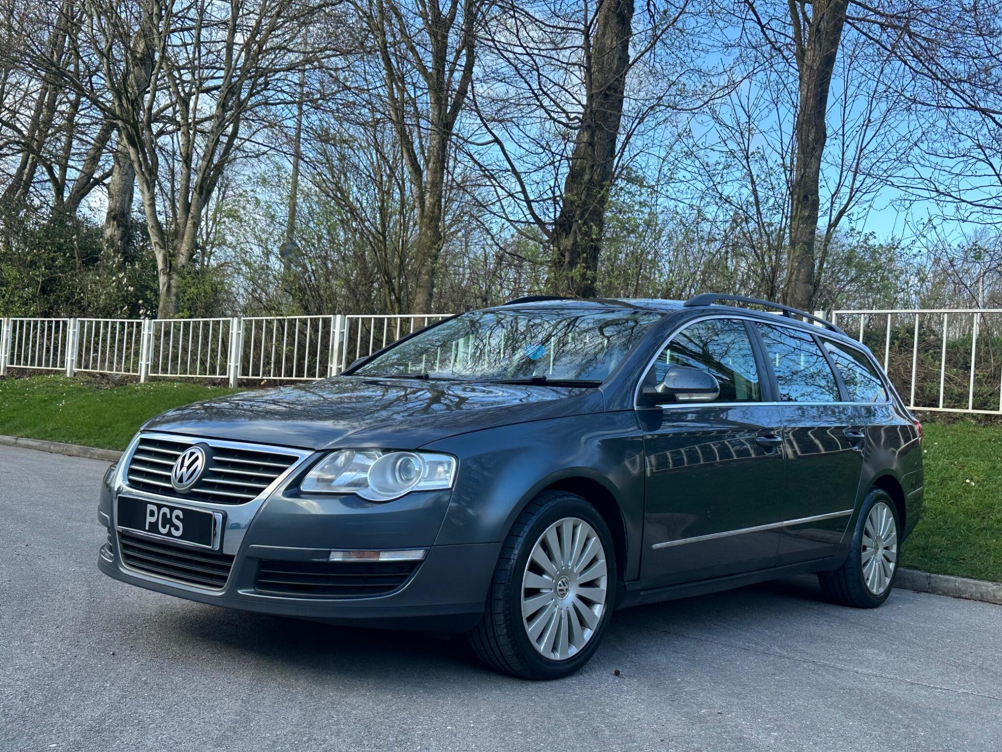 Volkswagen Passat - Image 11