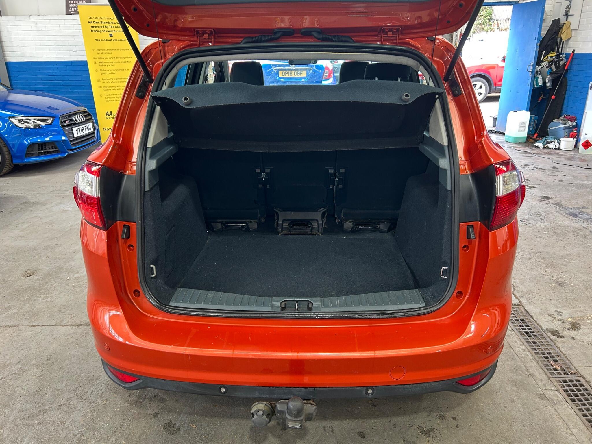 Ford C-MAX - Image 19