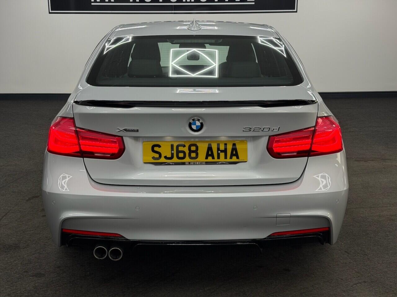 BMW 3 Series - Image 5