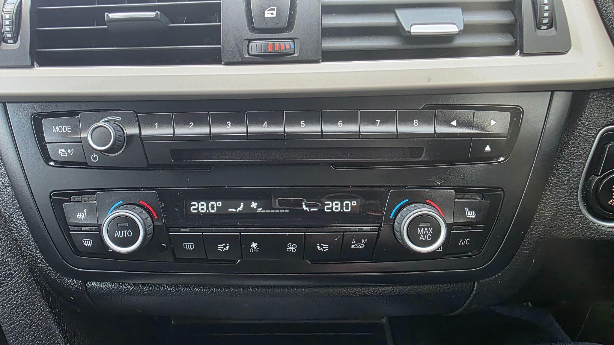 BMW 4 SERIES GRAN COUPE - Image 31