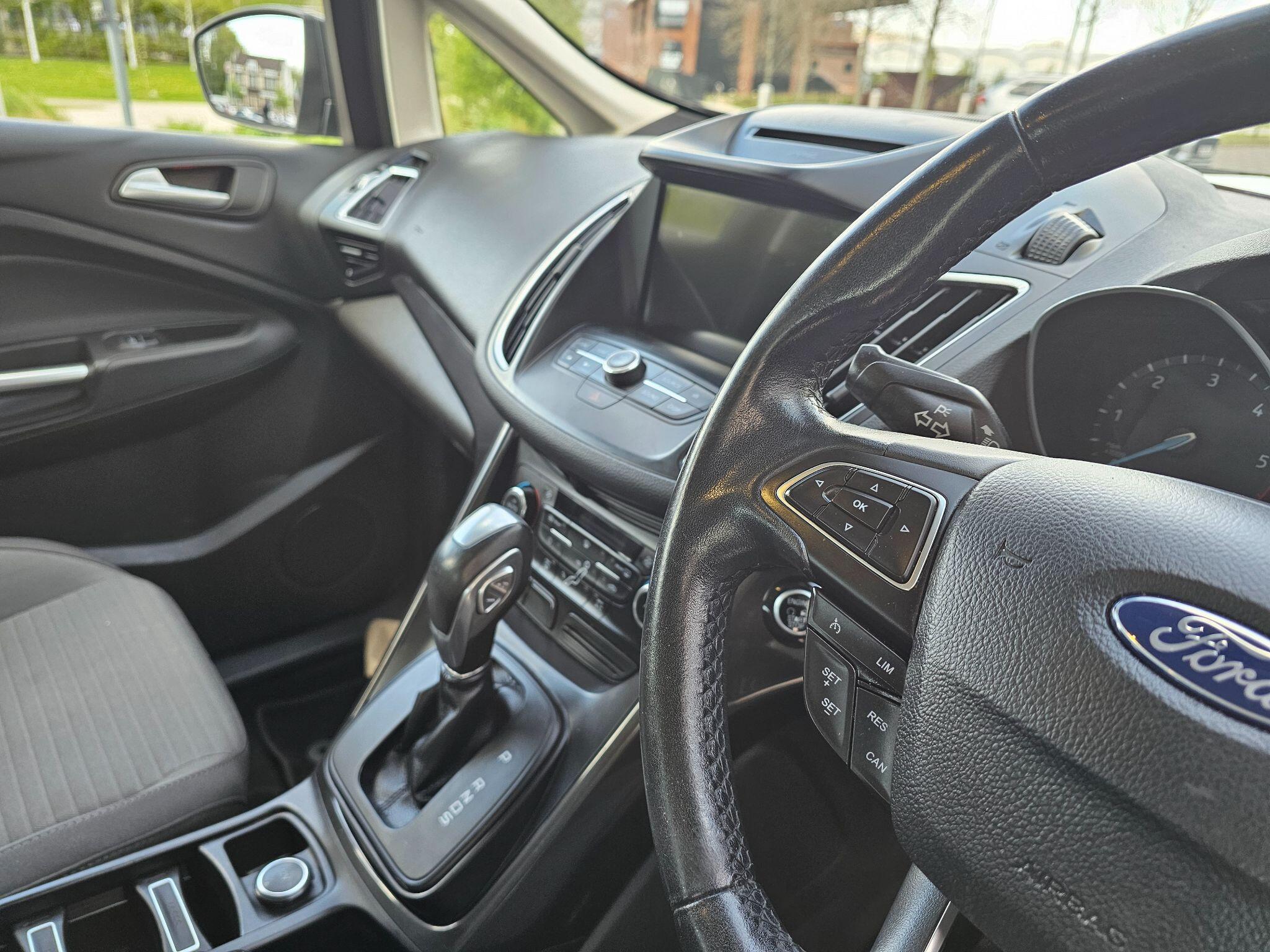 Ford C-MAX - Image 25