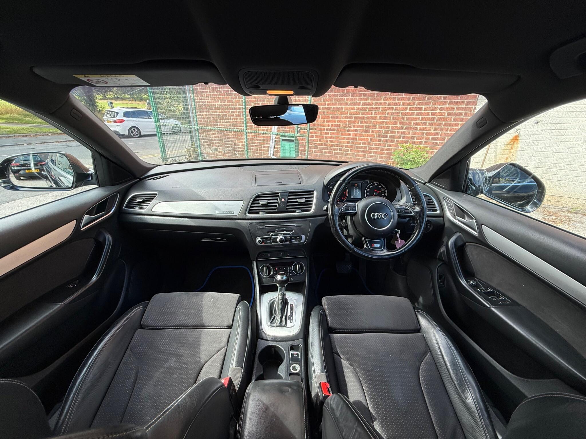 Audi Q3 - Image 15