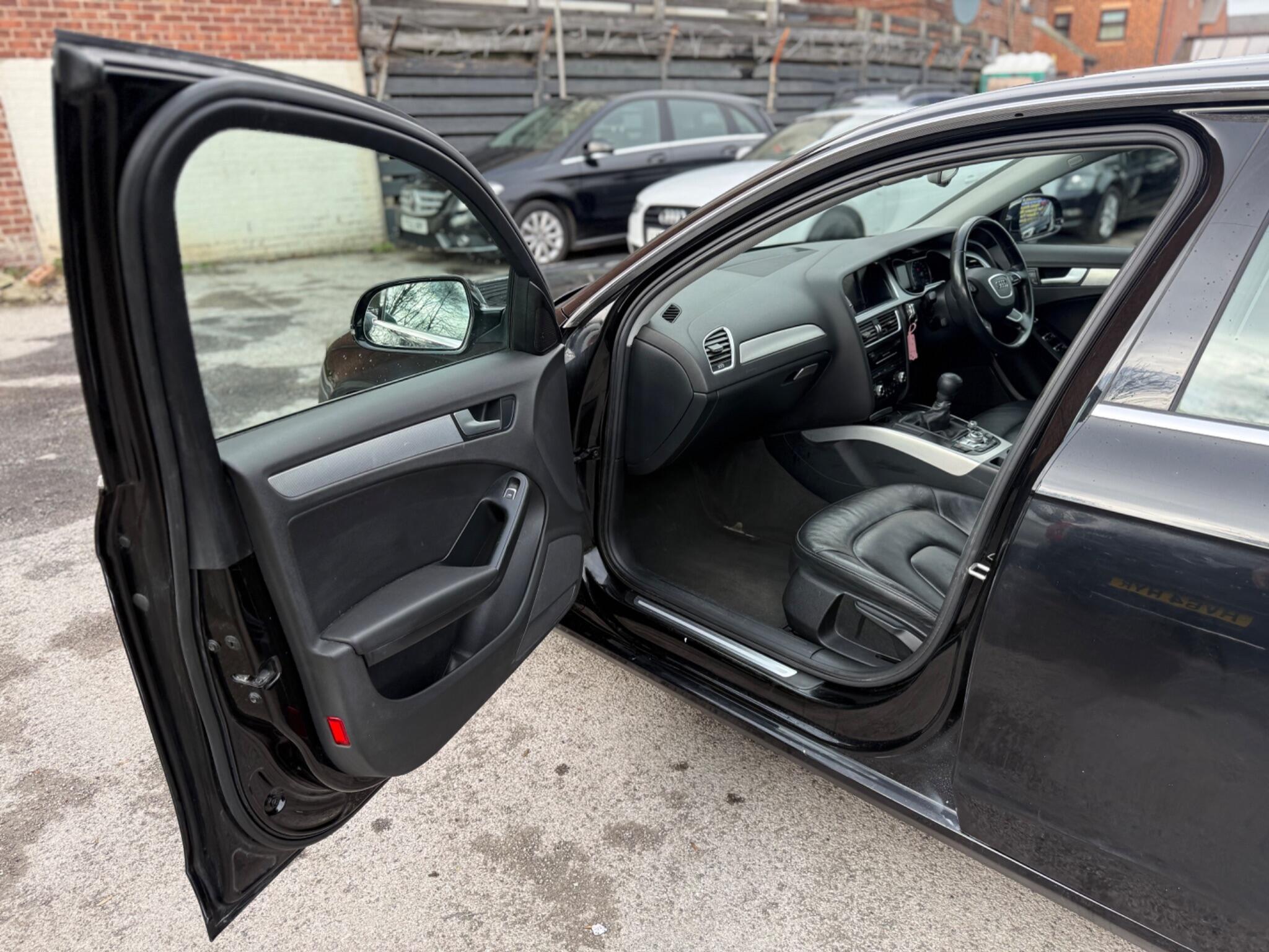 Audi A4 - Image 27