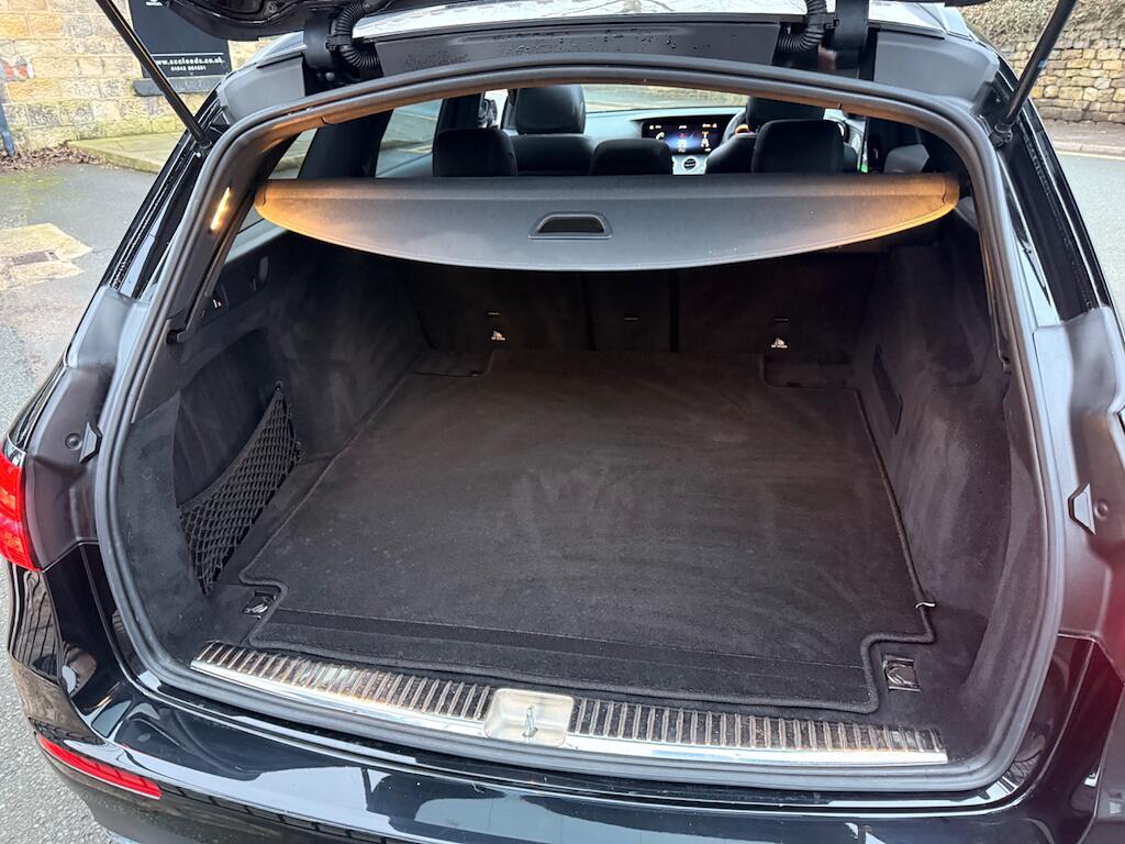 Mercedes E Class - Image 22