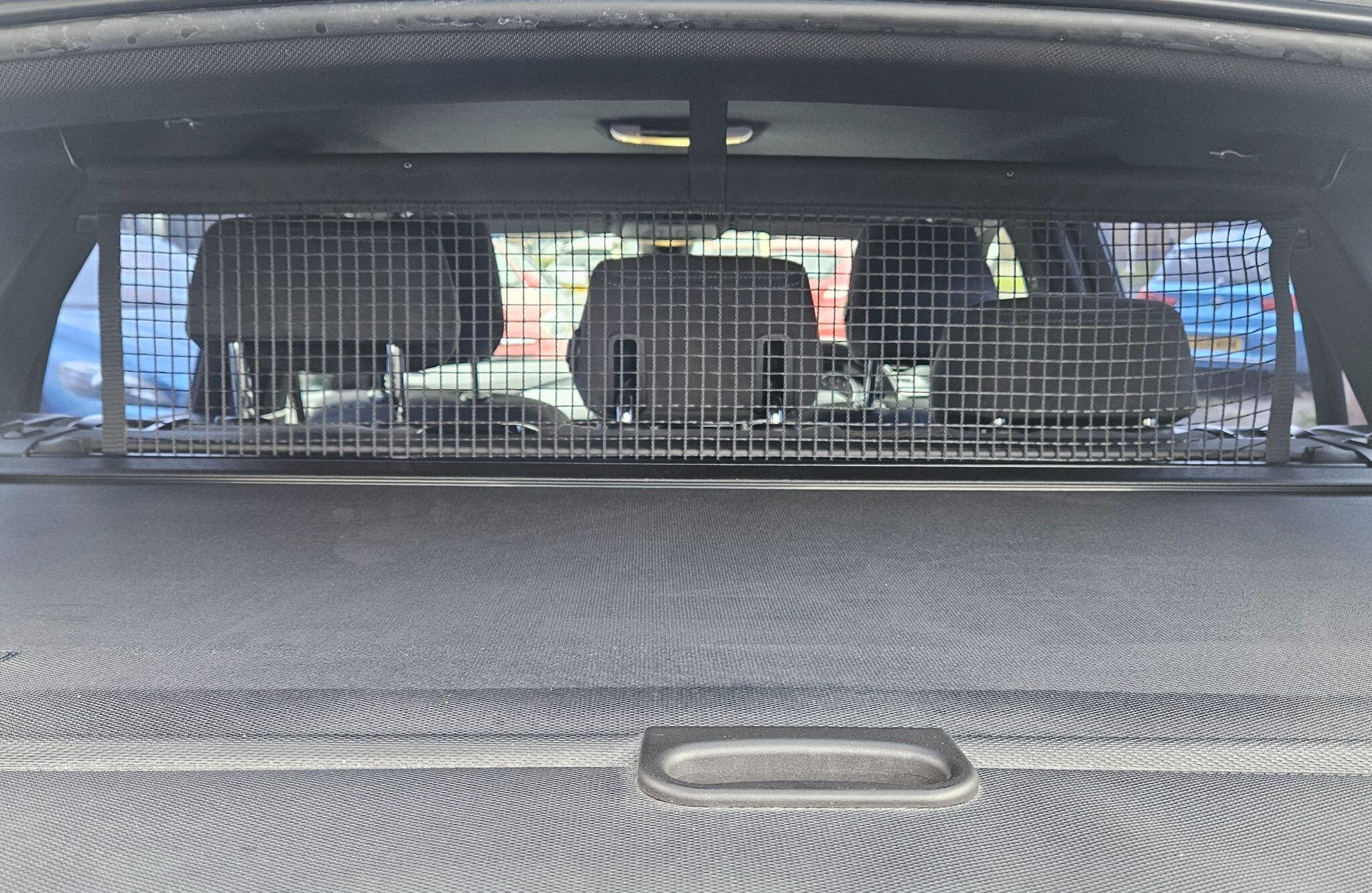 BMW 3 Series - Image 25