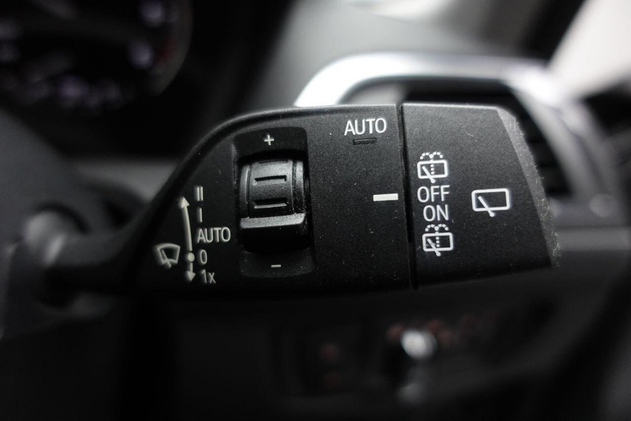 BMW 1 Series - Image 32