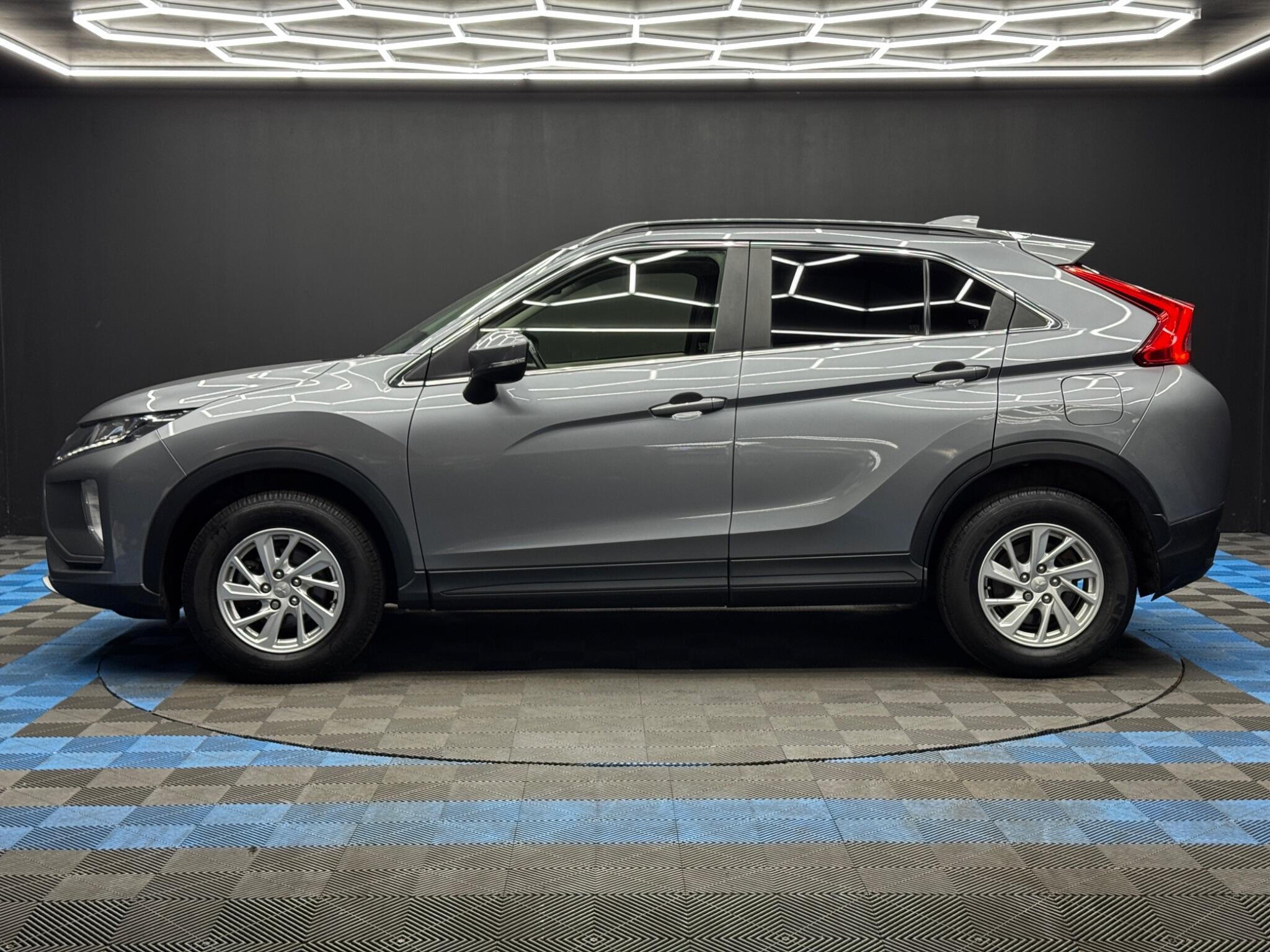 Mitsubishi Eclipse Cross - Image 8